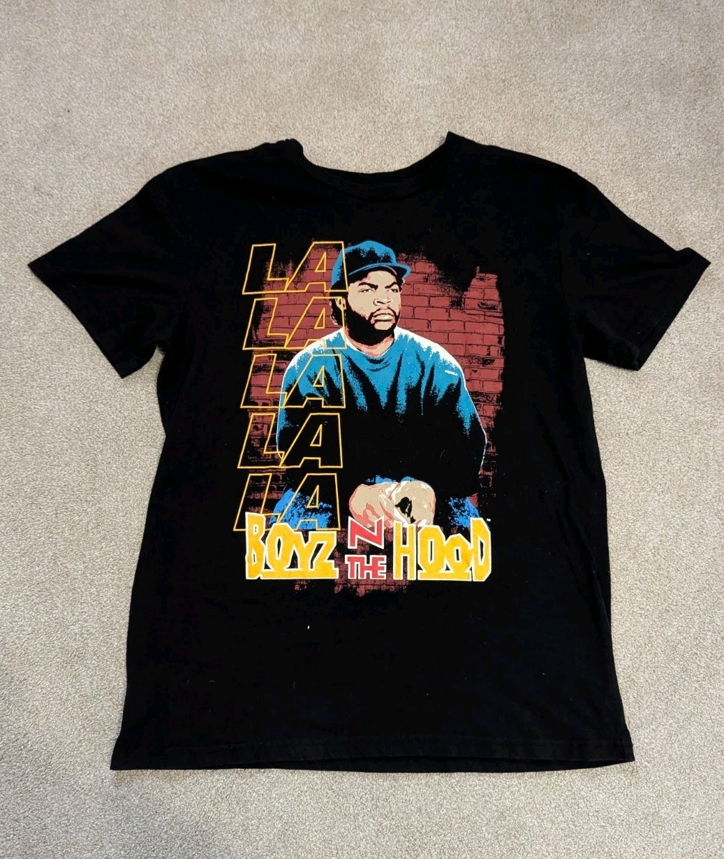 Many Assorted Graphic T-shirts, Various Sizes.