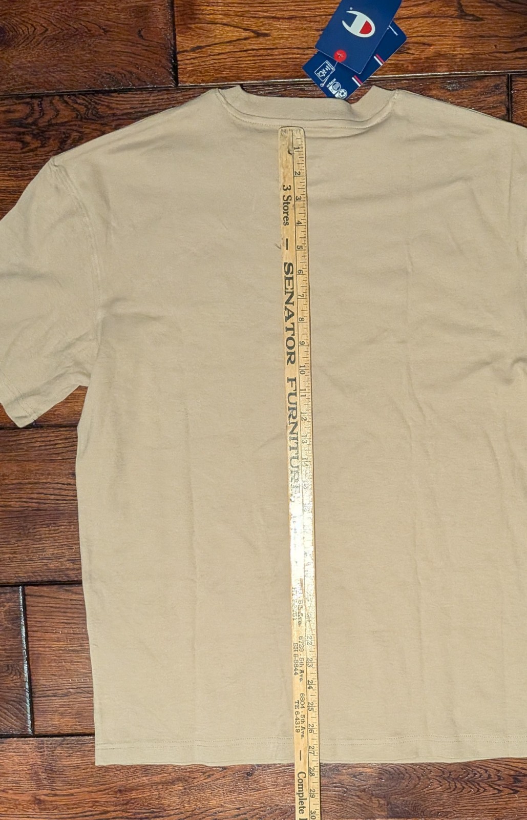 Champion Men&rsquo;s Rochester Base NY Tan Stretch Crewneck T-Shirt Size Medium – NWT