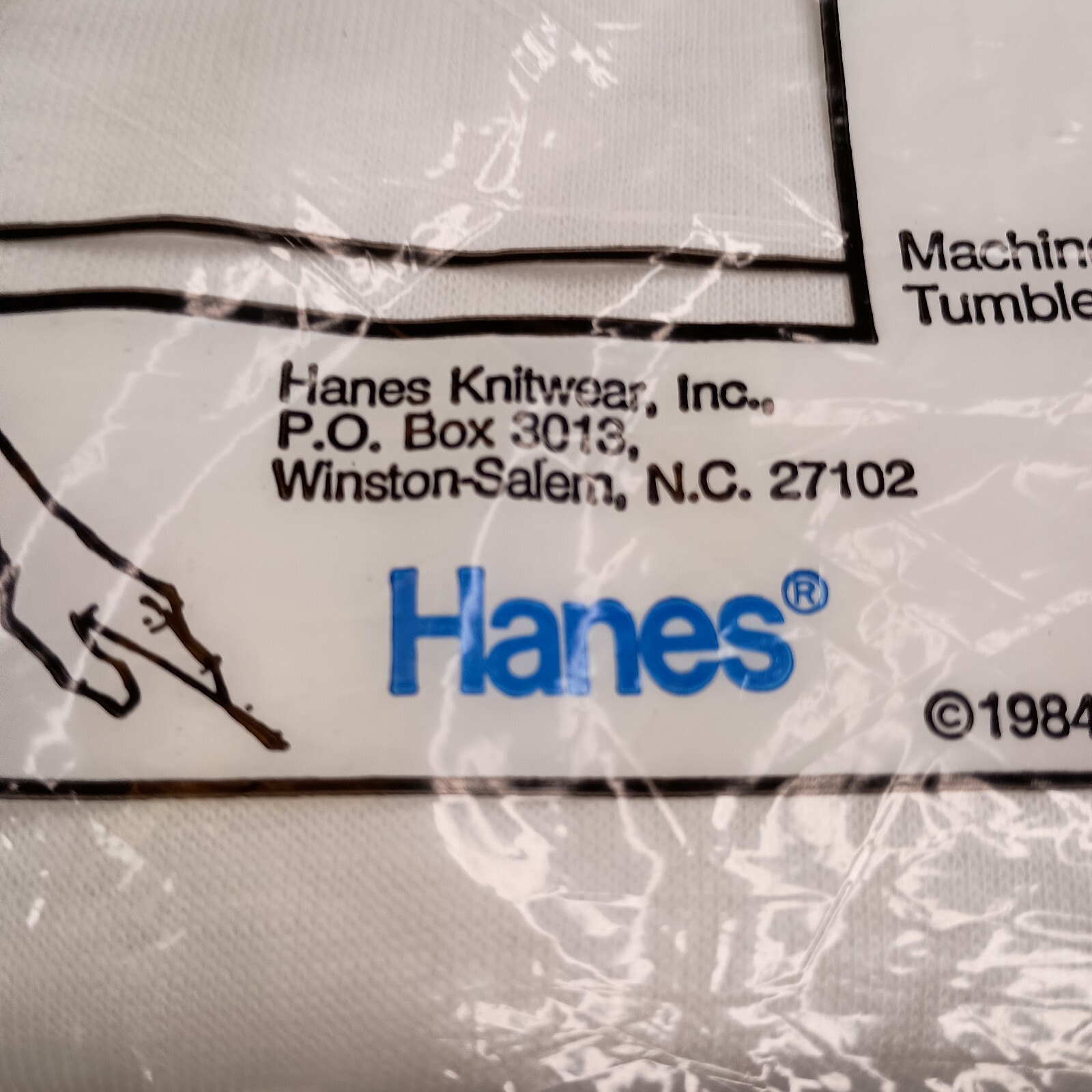 Hanes Vintage Comfort Blend T-Shirts V Neck Men&rsquo;s M Undershirt NOS 1984 Made USA
