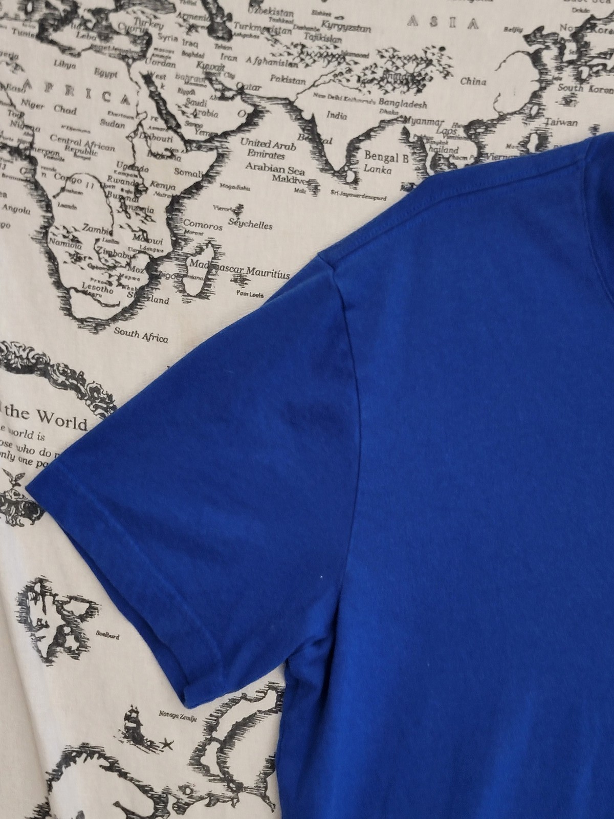 John Ashford Men&rsquo;s Blue Easy Care V-Neck T-Shirt – Size Large