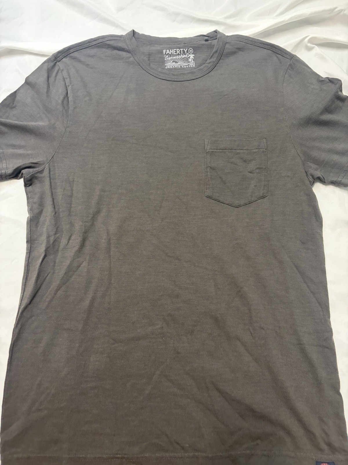 Faherty Shirt Mens Medium Brown Sunwashed Organic Cotton Pocket Tee Crewneck