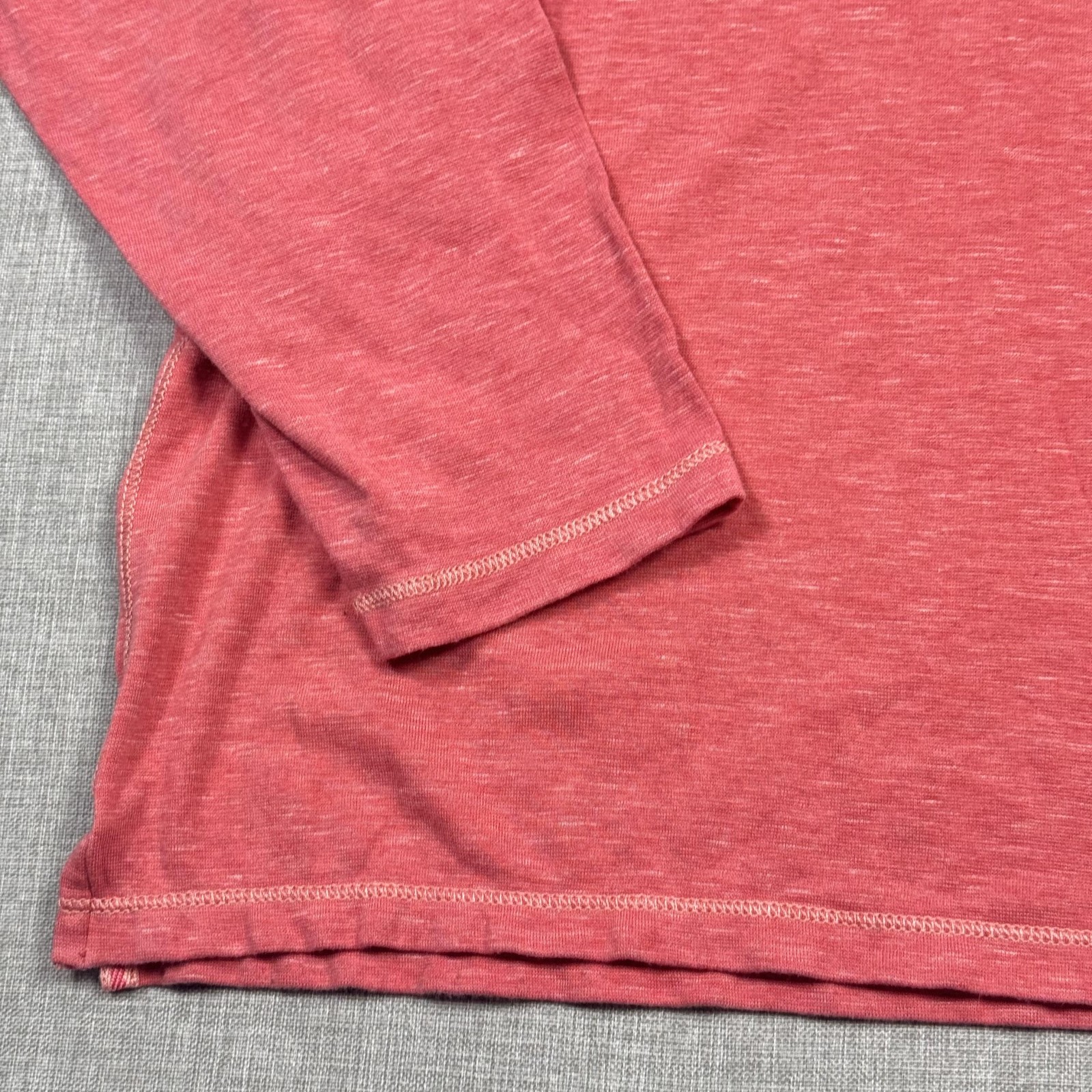 Tommy Bahama Shirt Mens Small Red Long Sleeve Henley Tagless Stretch Lightweight
