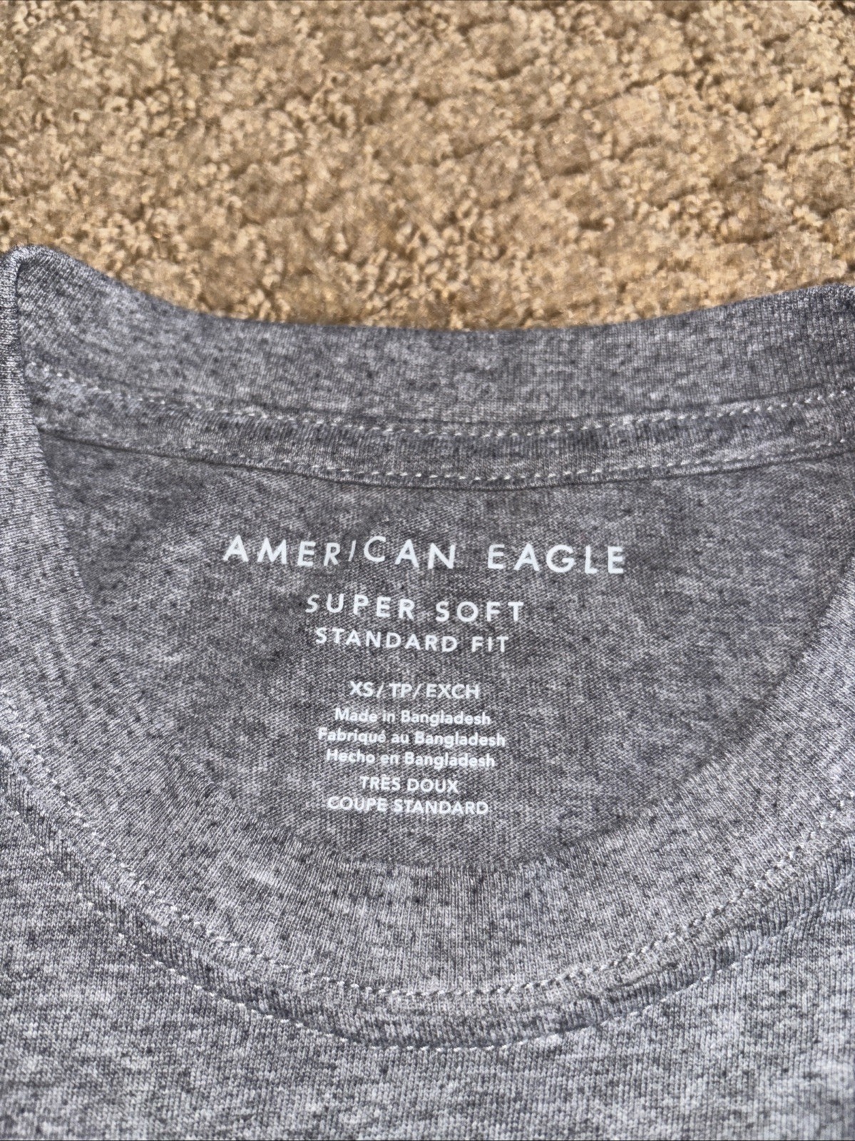 Men’s American Eagle Super Soft Feel Classic tee Shirt Gray beige Lot 2 XS Set
