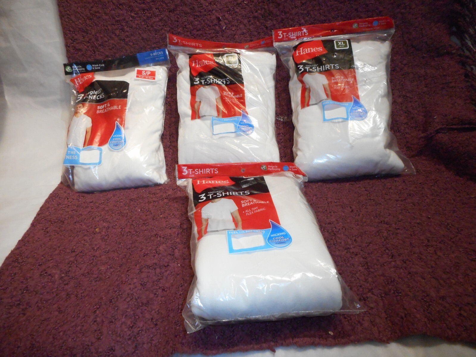 Hanes Men&rsquo;s White 3 Tagless T Shirts S,M,L,XL