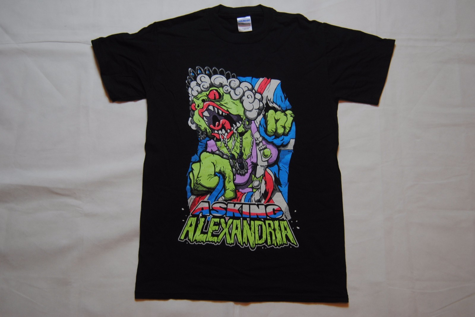 ASKING ALEXANDRIA ELIZABETH UK Bulldog T-Shirt T-Shirt New Official