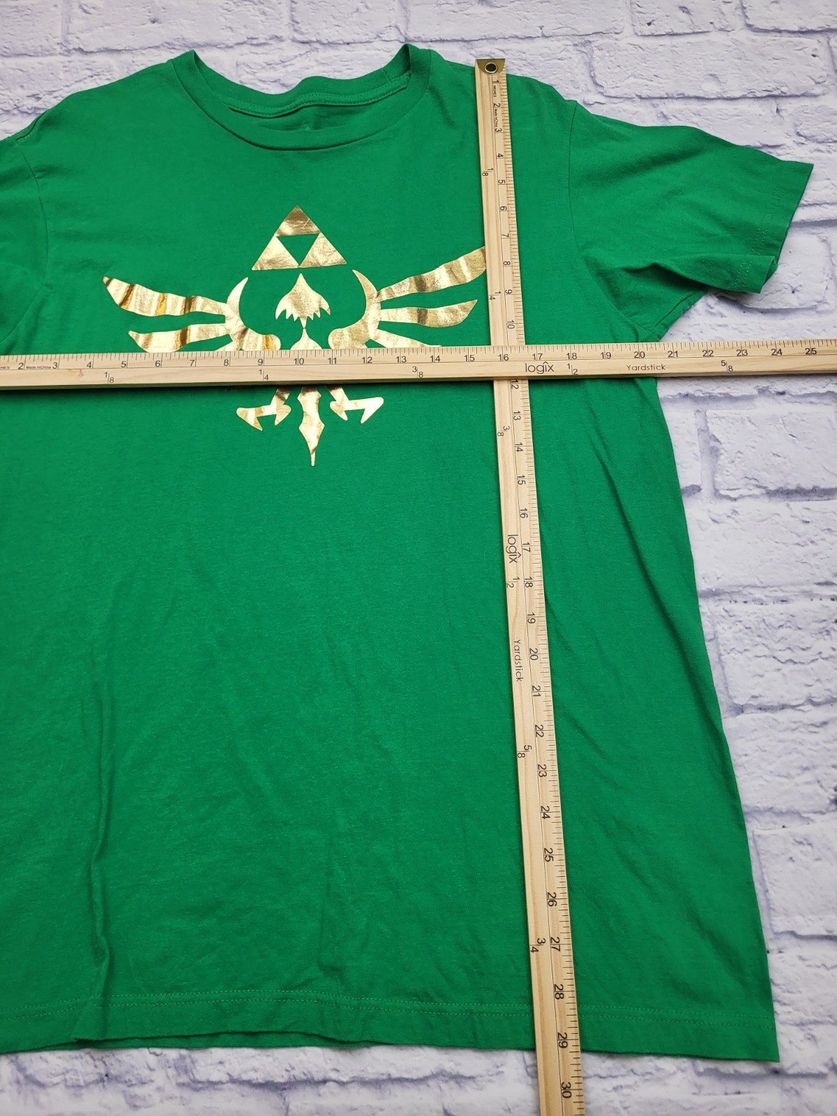 Legend of Zelda Graphic T-Shirt Skyward Sword Green Gold Foil Cotton Men Large