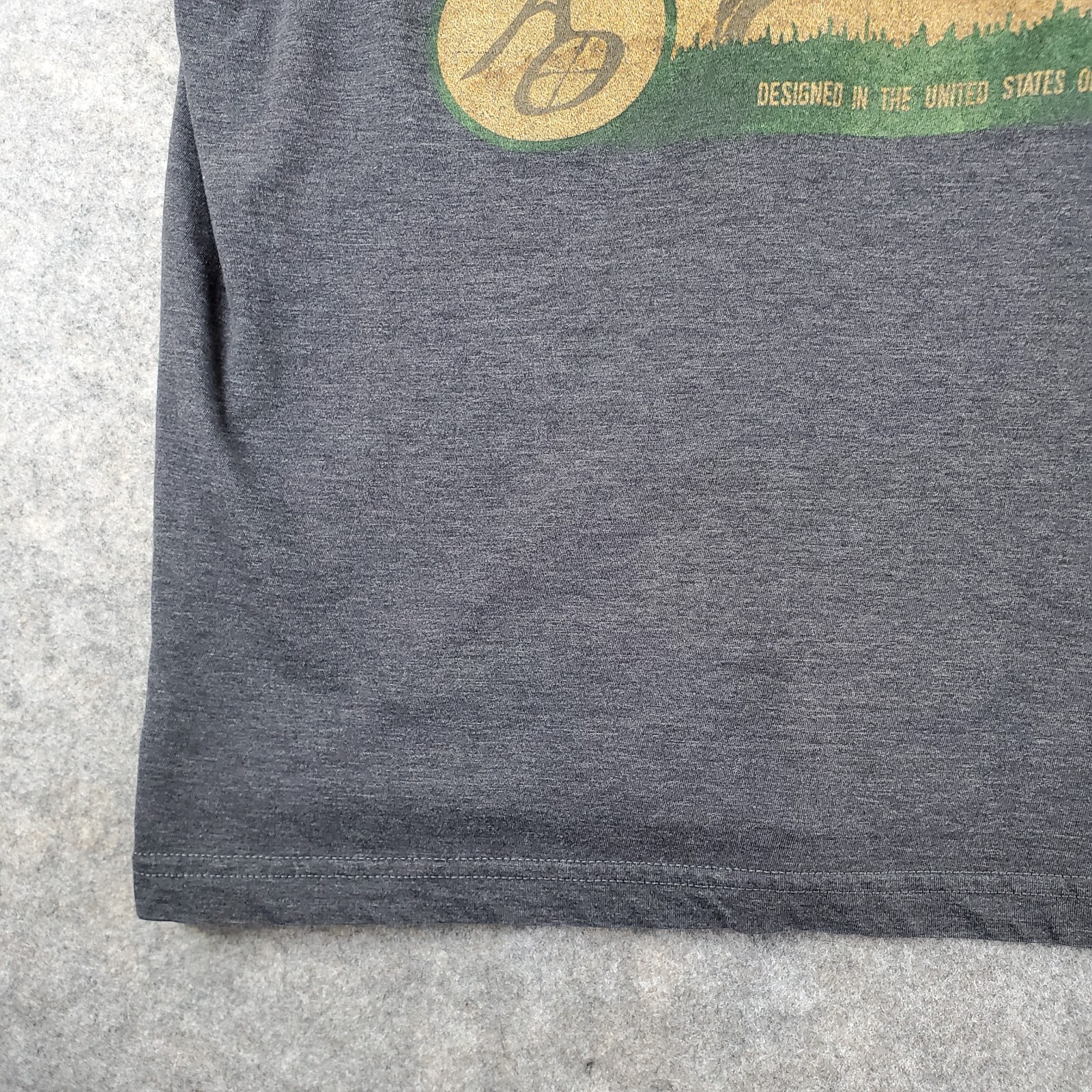 American Outdoorsman Shirt Mens 2XL Gray Crew Neck Short Sleeve Graphic Outdoors