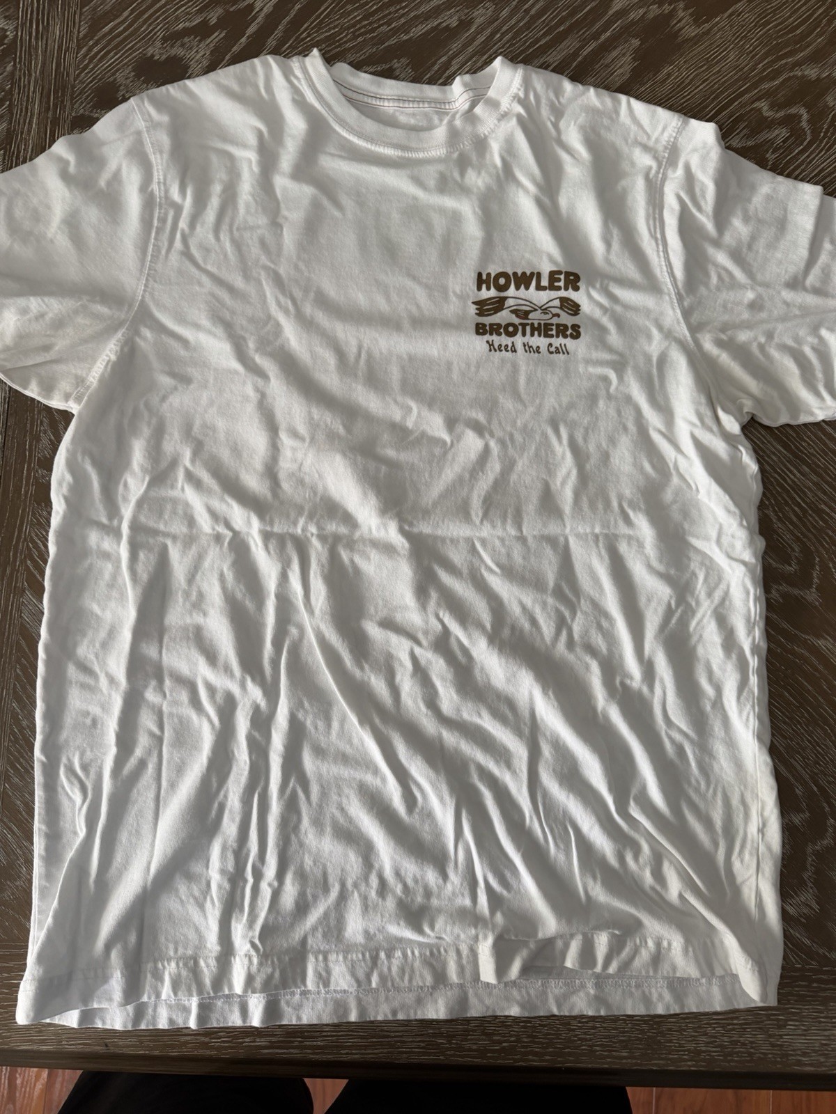 Howler Brothers T-Shirt Men&rsquo;s Large Heed The Call Flocka Seagulls Storm White