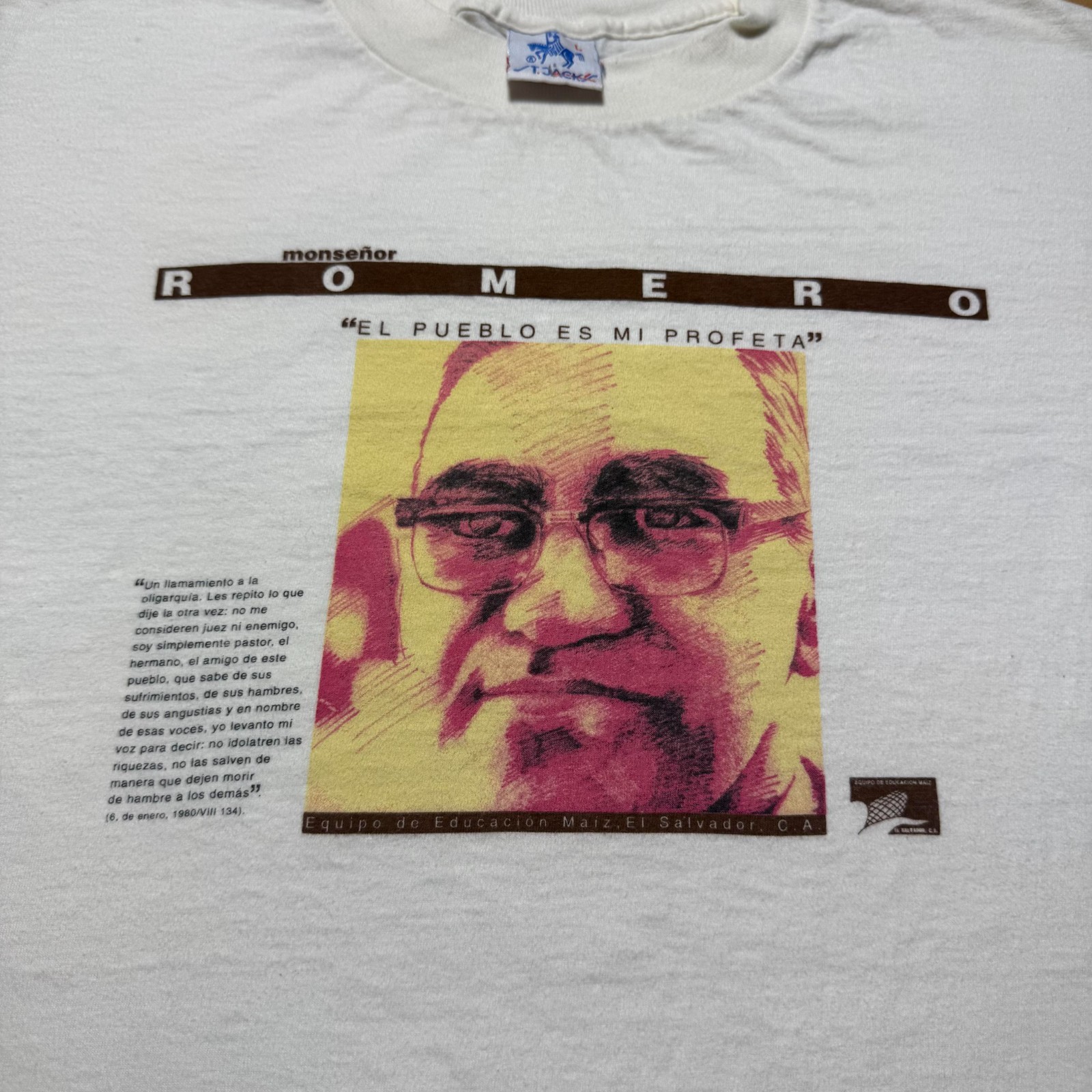 Vintage 90s Monsenor Oscar Romero El Salvador Catholic Prelate T-Shirt – Large