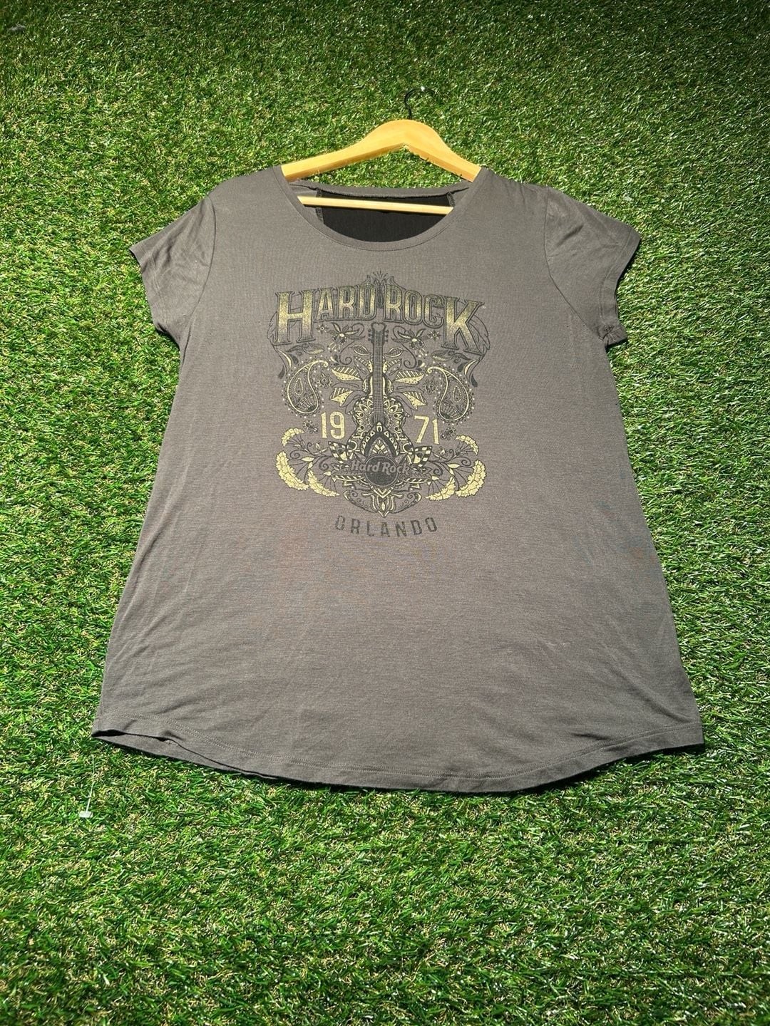 Hard Rock Cafe Orlando Graphic T-Shirt with Sheer Panel Back Women&rsquo;s Large