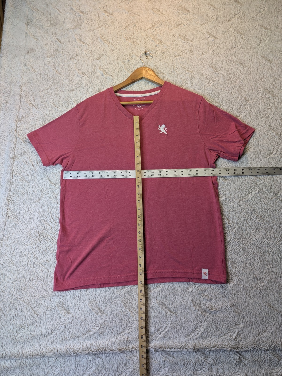 Cactus Man Ricky Singh Men&rsquo;s XL V-Neck Sueded T-Shirt Short Sleeve Heathered Red