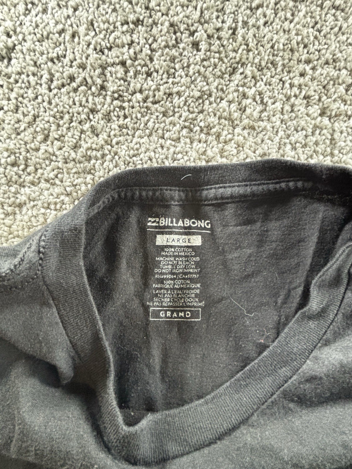 Billabong Men&rsquo;s L Regular Black Crew Neck Short Sleeve Logo Graphic Print Tee