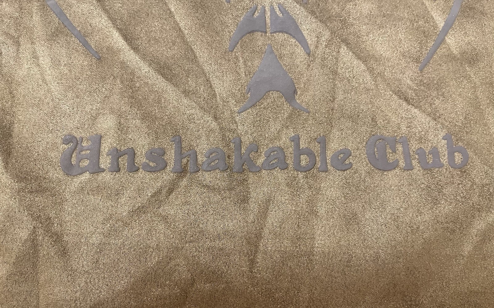 “Unsbakable Cluh” T-Shirt Soft Faux Suede Fabric Men’s Brown T-Shirt Sz L *Read*