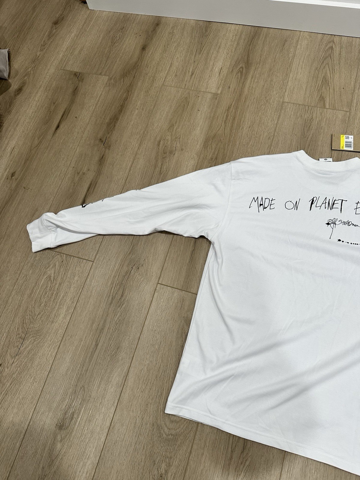 NWT Nike ACG All Conditions Gear For Outdoor Use Planet Earth Shirt Mens Small