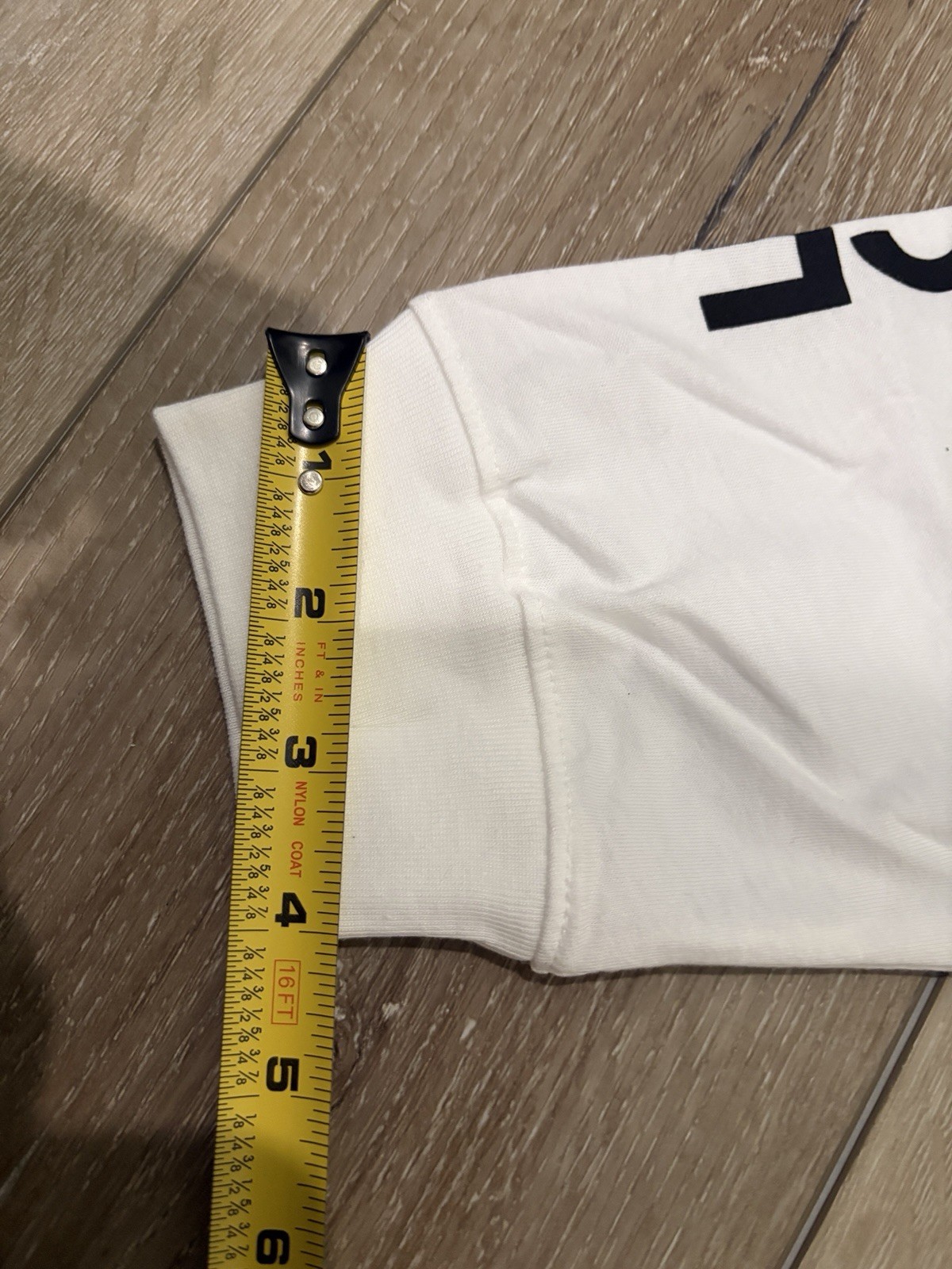 The North Face Long Sleeve Hit Graphic T-Shirt Mens Large TNF White/Black NWT