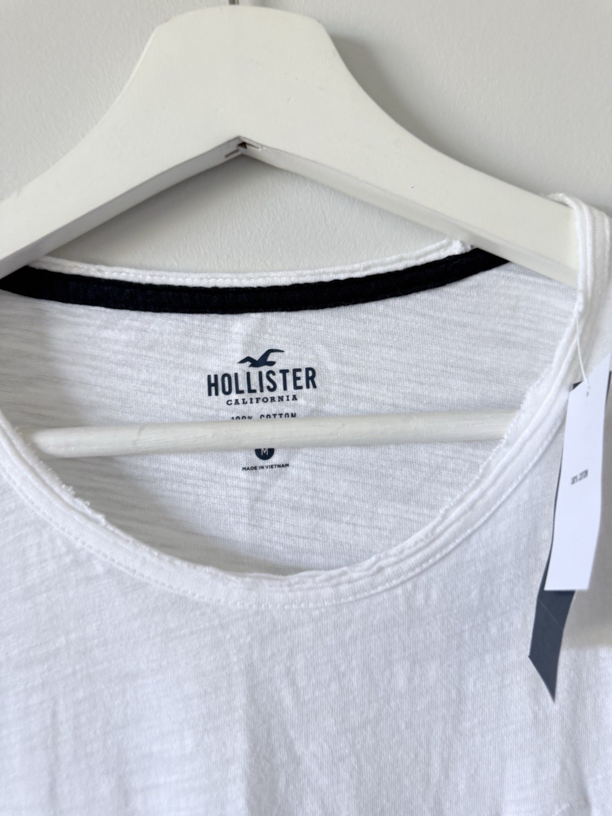 NWT 4 Pc HOLLISTER MENS M SHIRTS 100% Cotton Mens M Casual Travel New