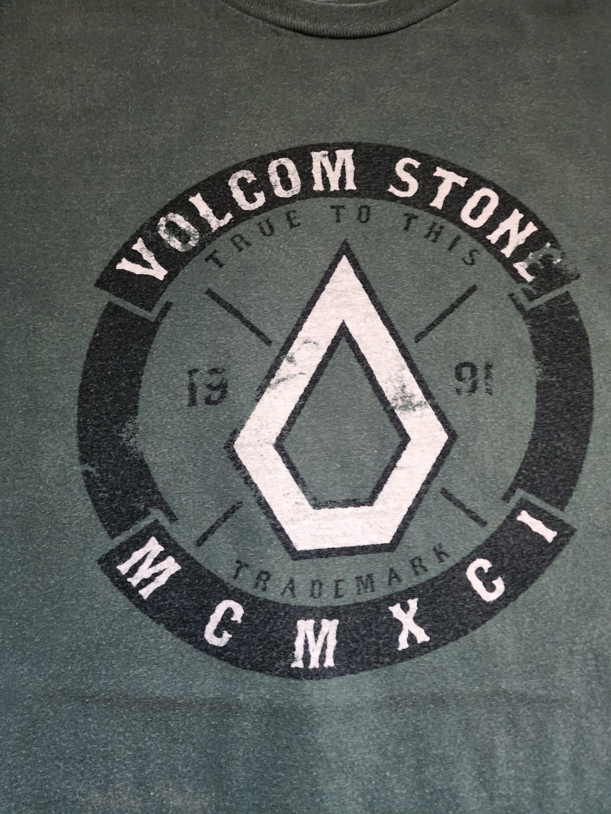 VOLCOM STONE TRUE TO THIS T Shirt Tee MCMXCI Green Men’s size 2XL