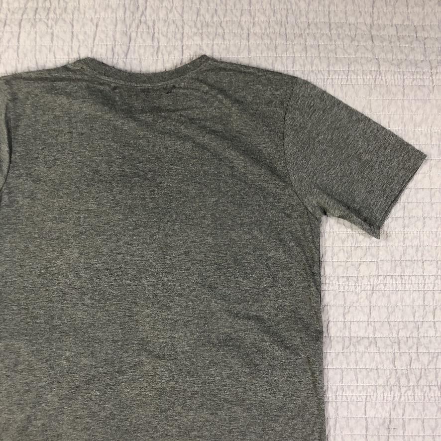 Beautiful Giant Shirt Men Large Gray Tribal Pocket Tee Heather Aztec Crewneck