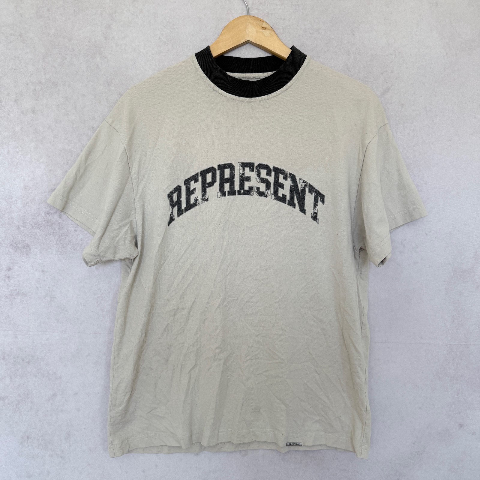 Represent Arch Logo T-shirt with Contrast Collar Size XS