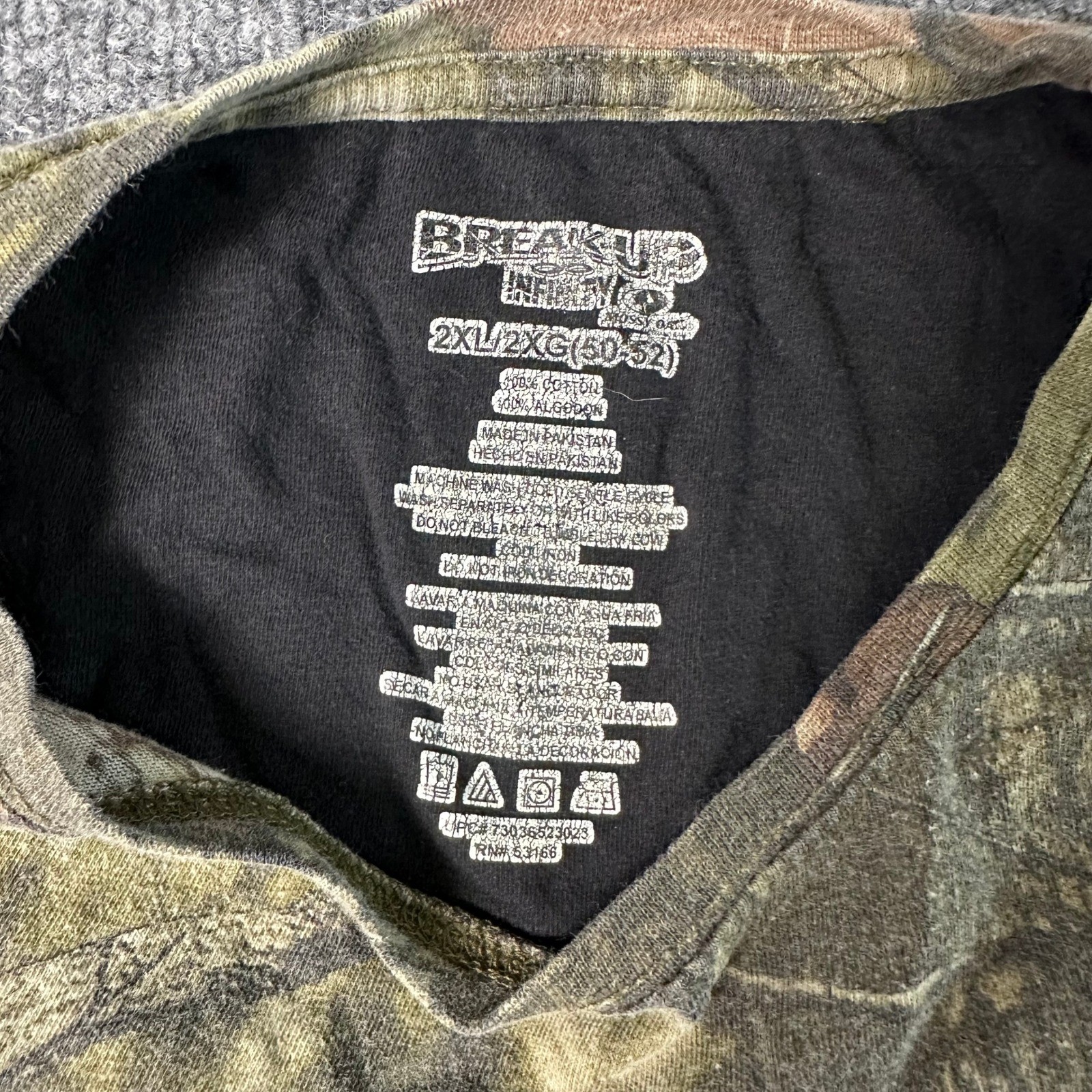 Mossy Oak T-Shirt Mens Size 2XL Camo Break-Up Infinity Long Sleeve Pocket