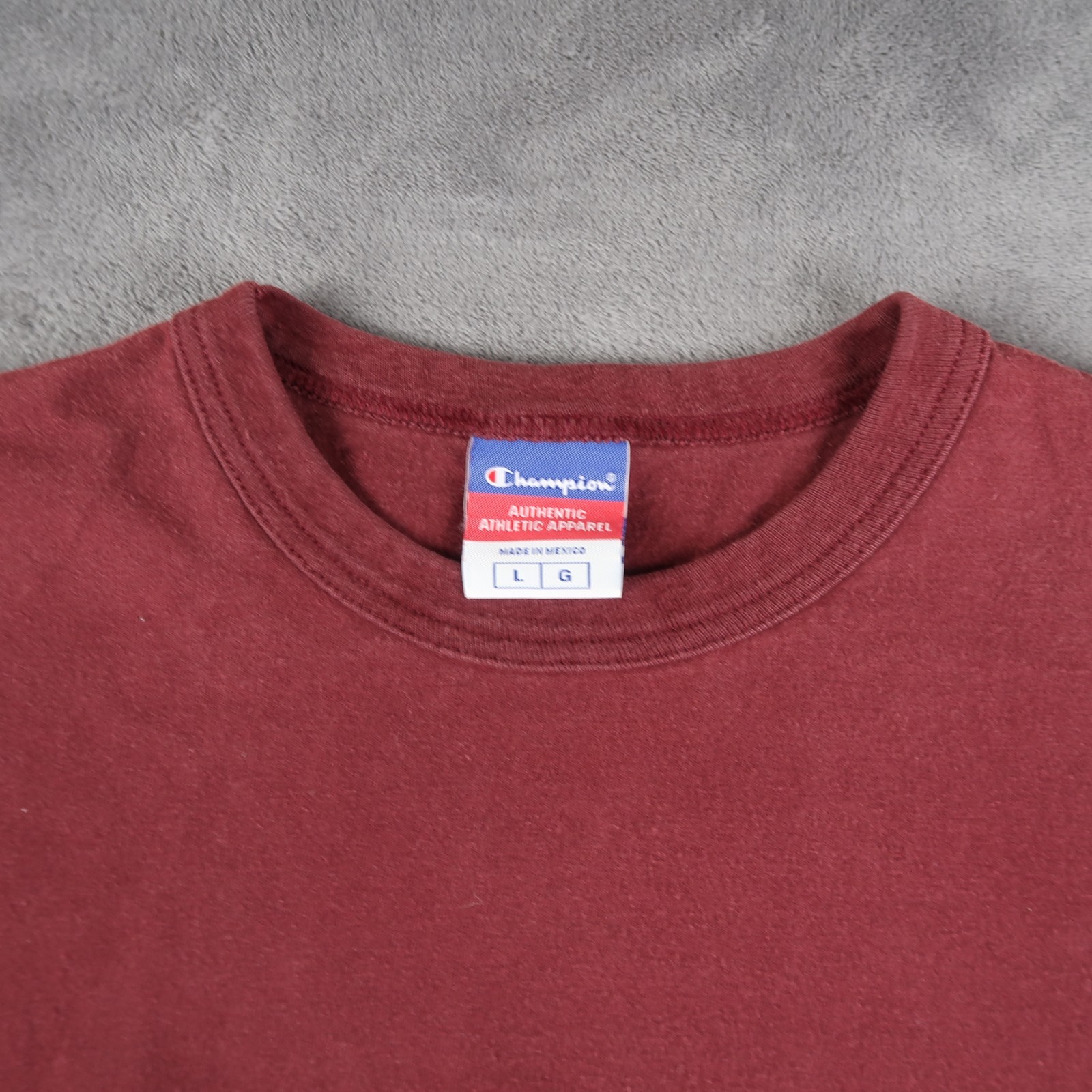 Champion Harvard Collegiate L Large Embroidered Burgundy T-Shirt University