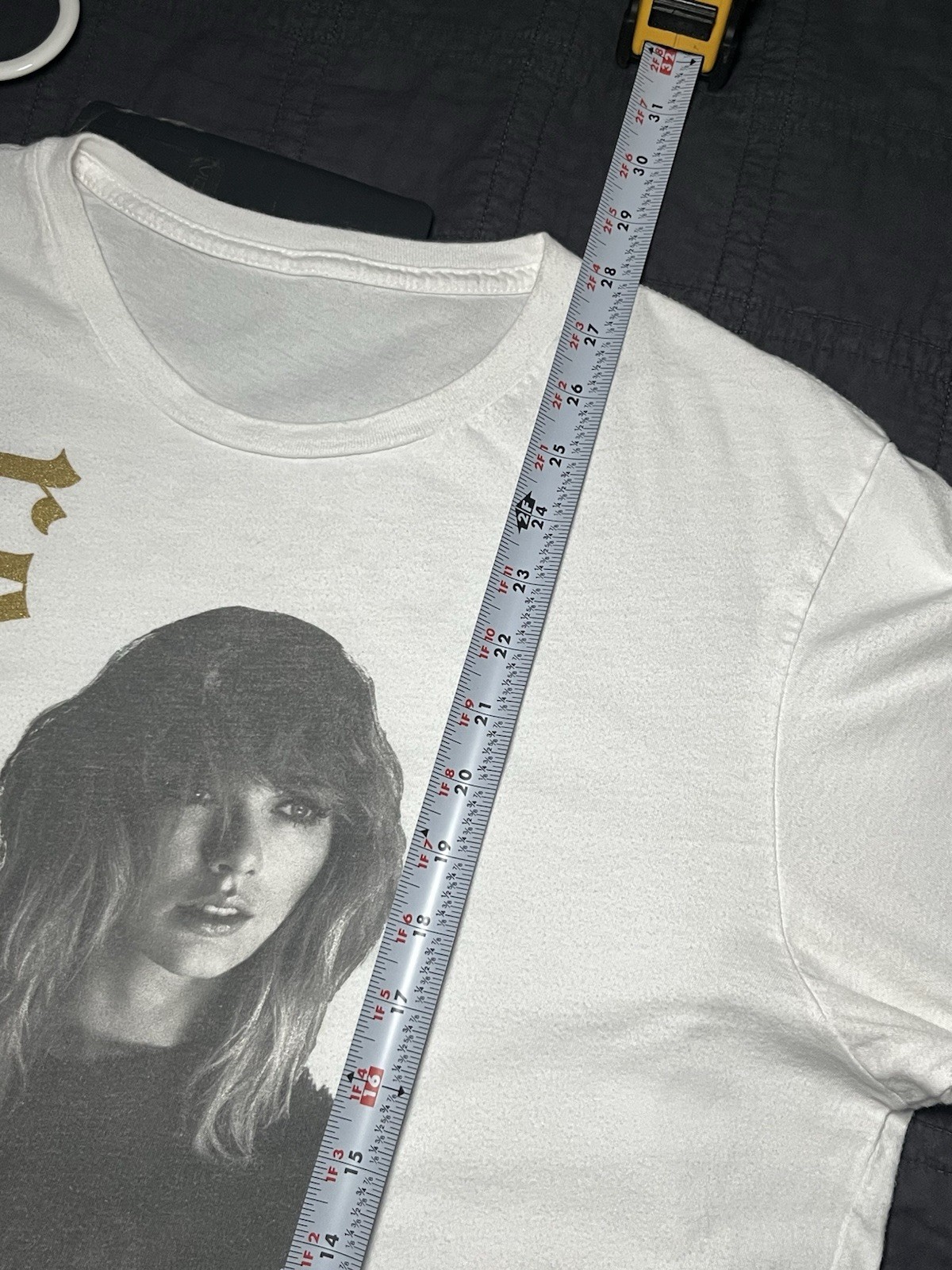Taylor Swift Shirt Mens Large White Long Sleeve Reputation Stadium Tour Graphic