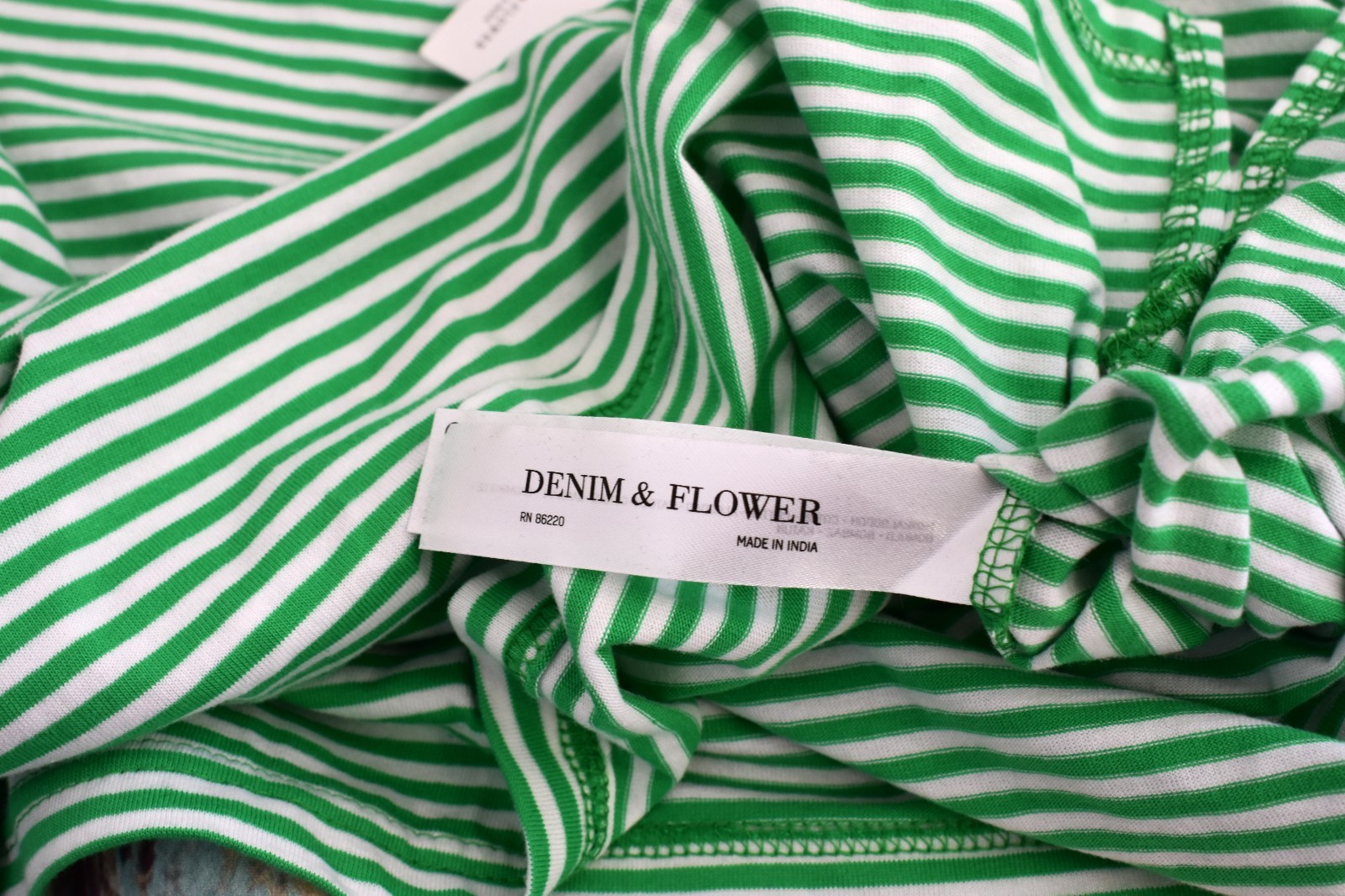 Unisex Denim & Flower Leprechaun St Patrick&rsquo;s Day Shirt Long Sleeve MEDIUM Green