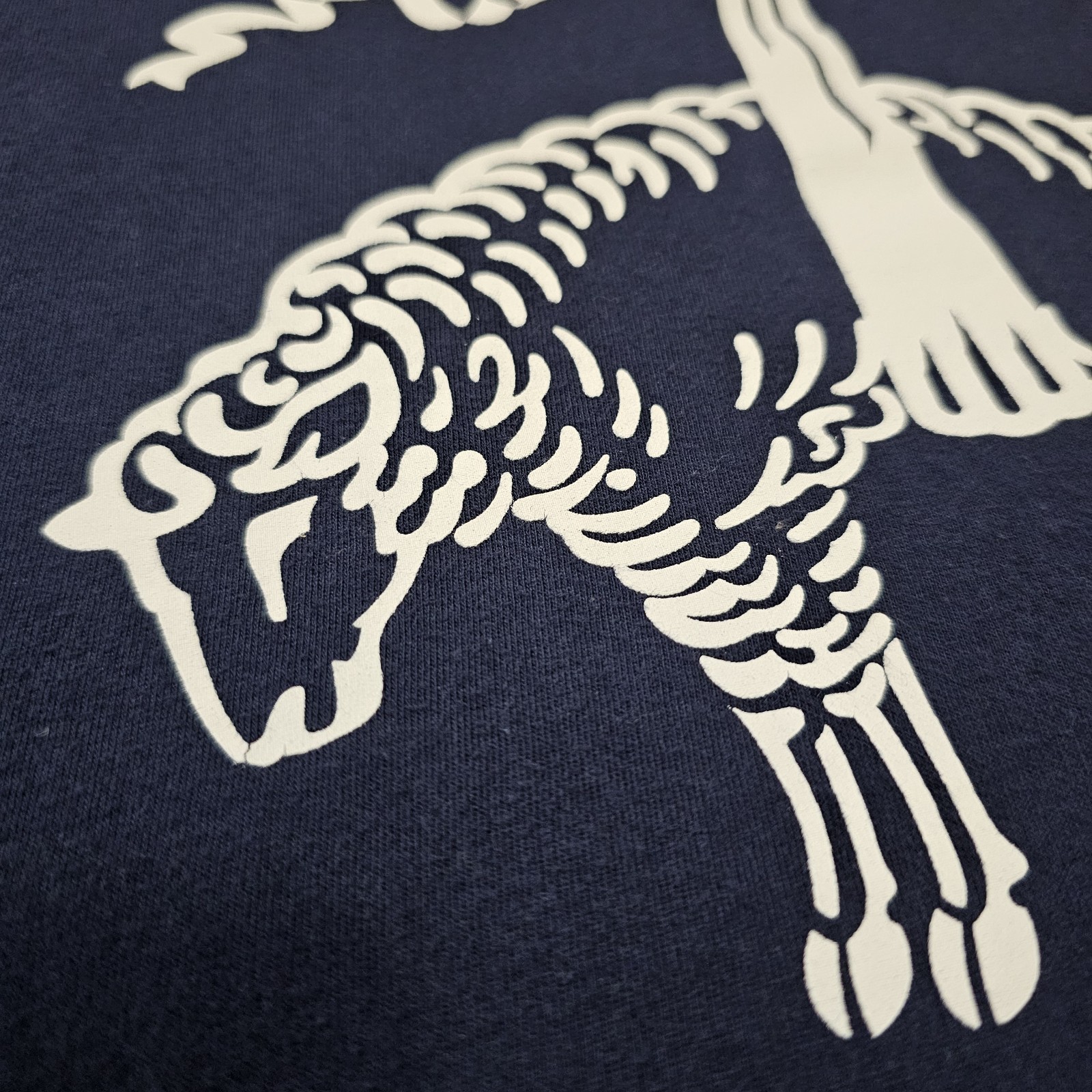 Brooks Brothers Navy Blue T-Shirt Size Medium Golden Fleece Graphic 2023 Preppy