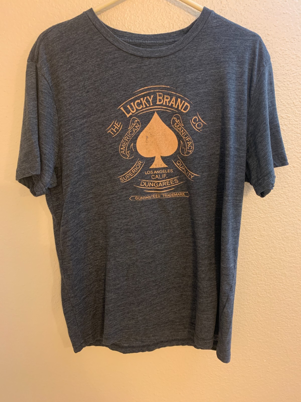 Lucky Brand T shirt