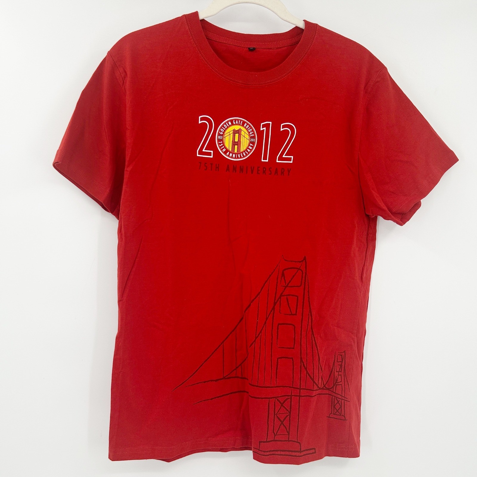 San Francisco Golden Gate Bridge 75th Anniversary 2012 Red Graphic T-Shirt M
