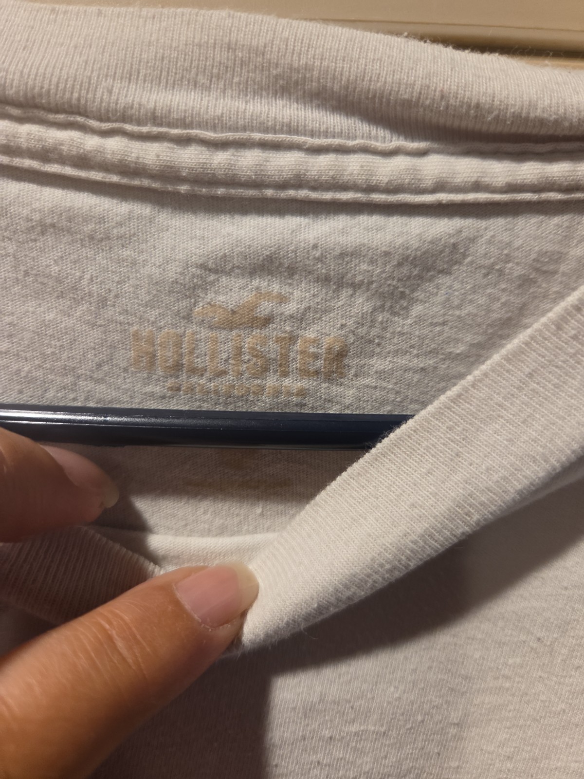 Hollister Soft Beige Boxy Snoopy Woodstock Peanuts USA Olympics Tee Mens Sz M