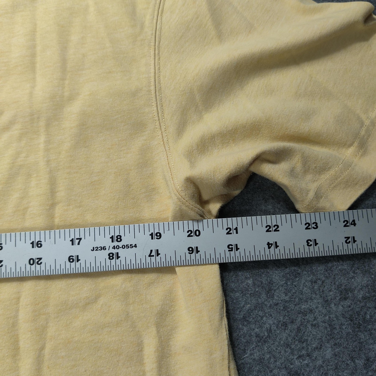 Pendleton Shirt Mens Large Yellow Pocket Crewneck Work Casual Travel Cotton Tee