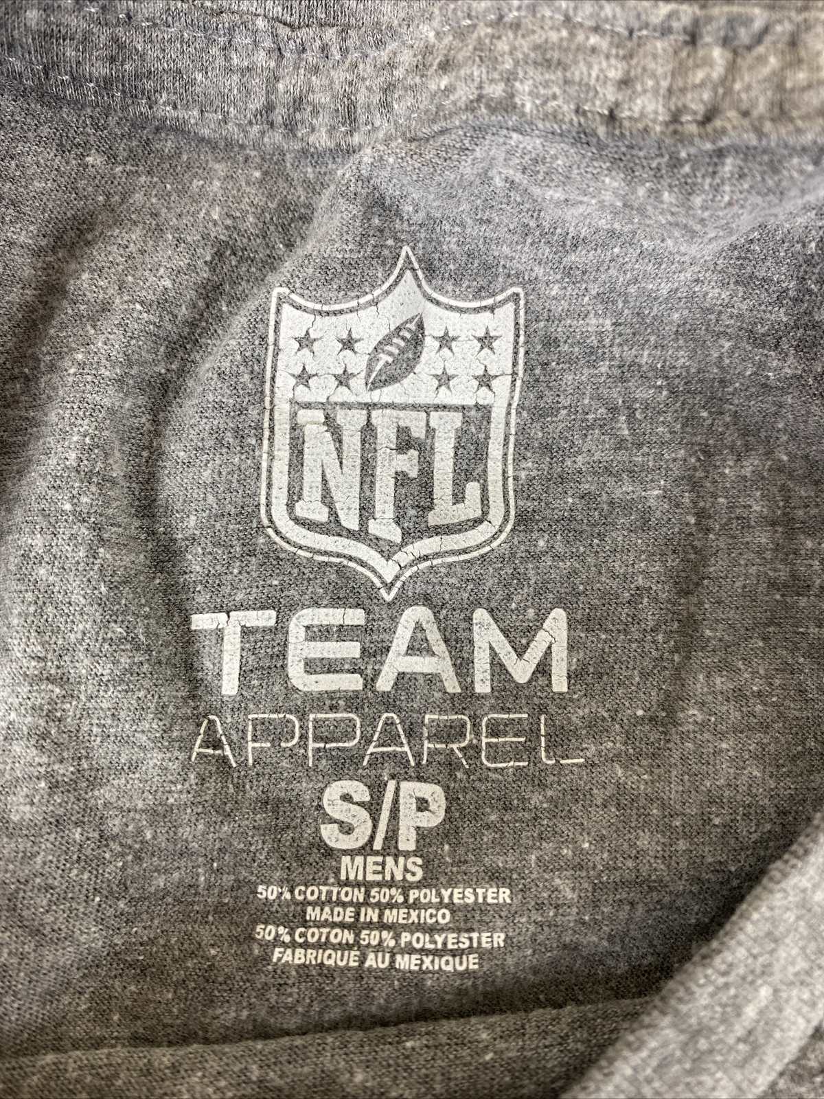 NFL Team Apparel Shirt Mens S Gray Short Sleeve Shield Logo Football Graphic Tee
