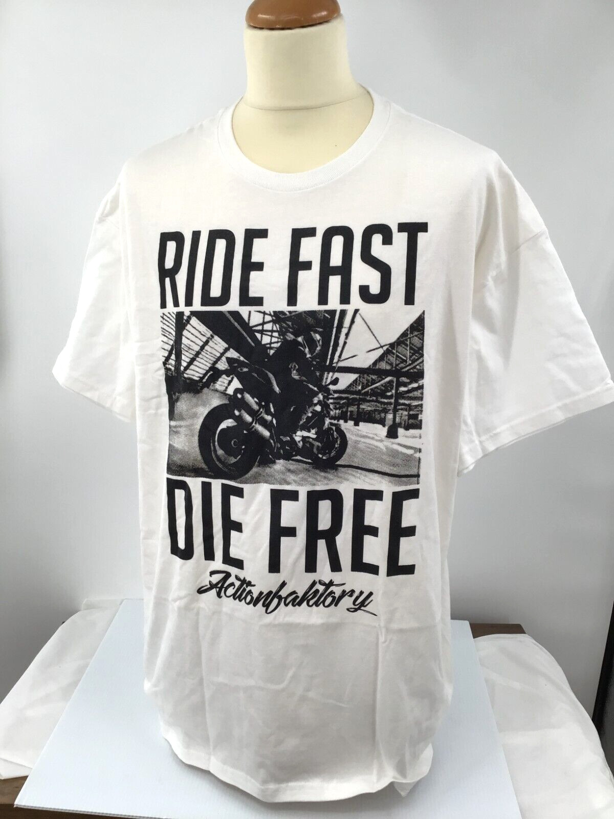 « Ride Fast Die Free » Action Faktory Motocross Tees, Graphics w/ Dirt Bikes, New