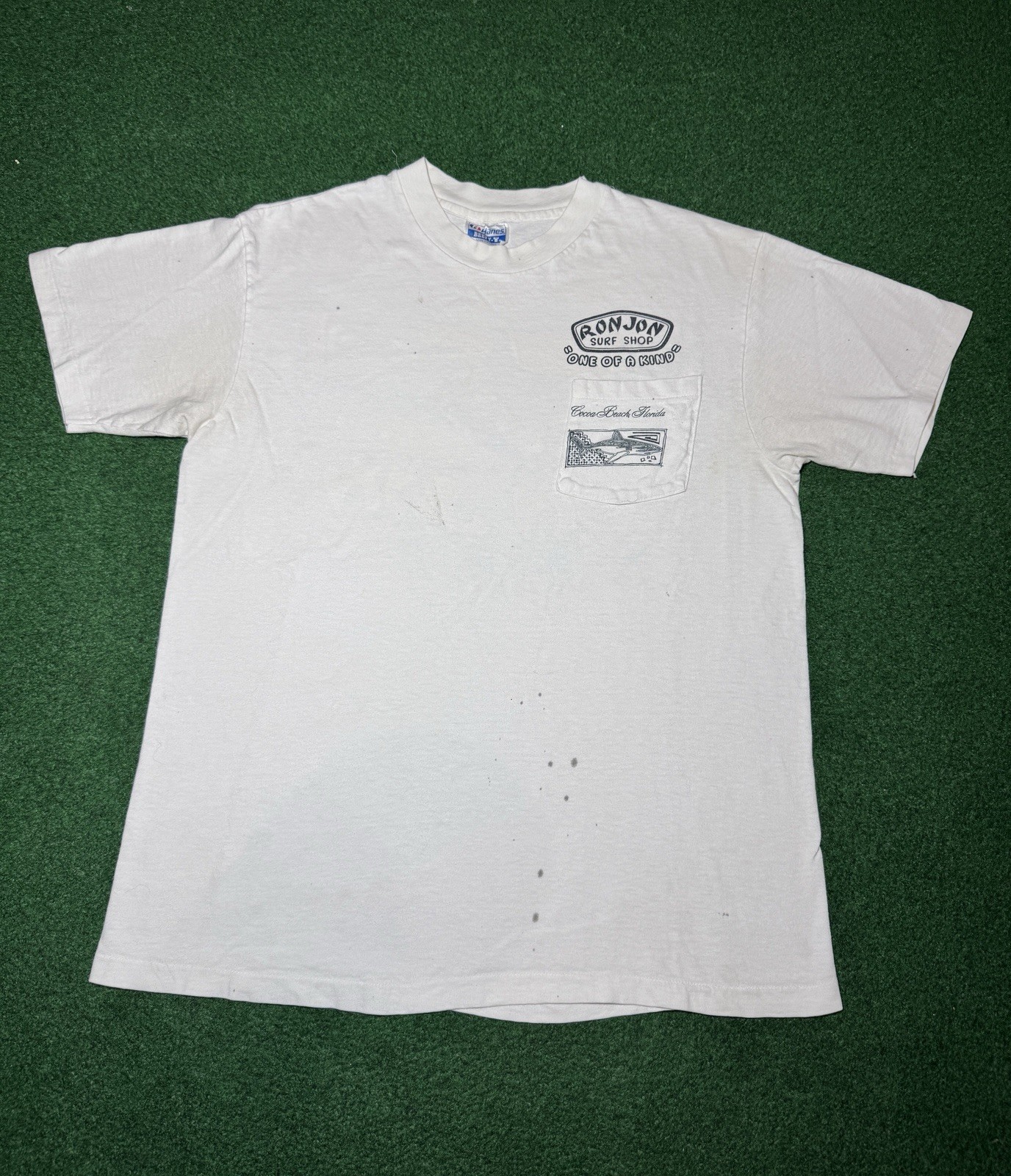 Vintage 80s Ron Jon Surf Shop T-shirt, Pocket Tee Shark Week Vacation (Large)