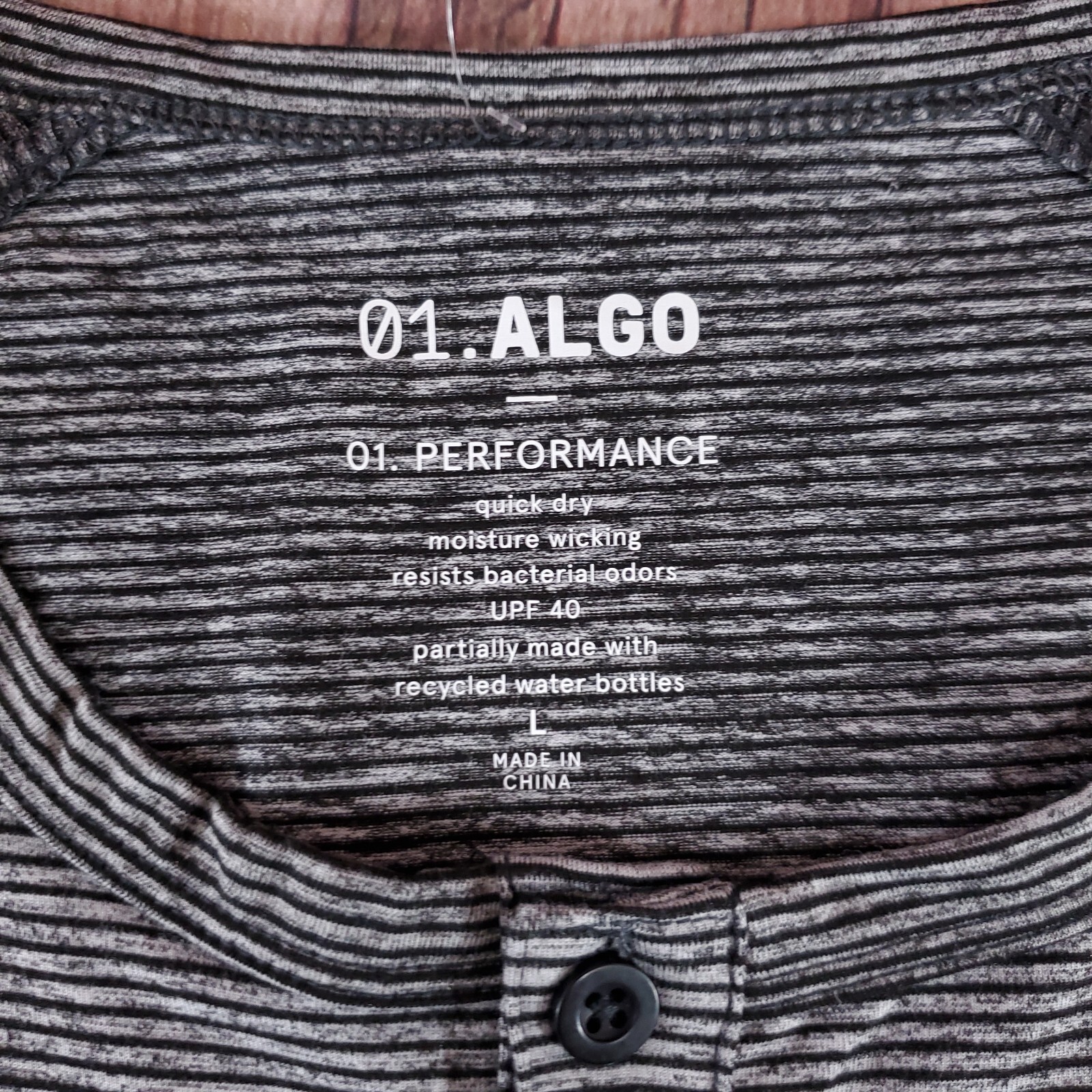 NWT 01.ALGO Mens Large Kris Performance Microstripe Henley Stitch Fix Gray Black