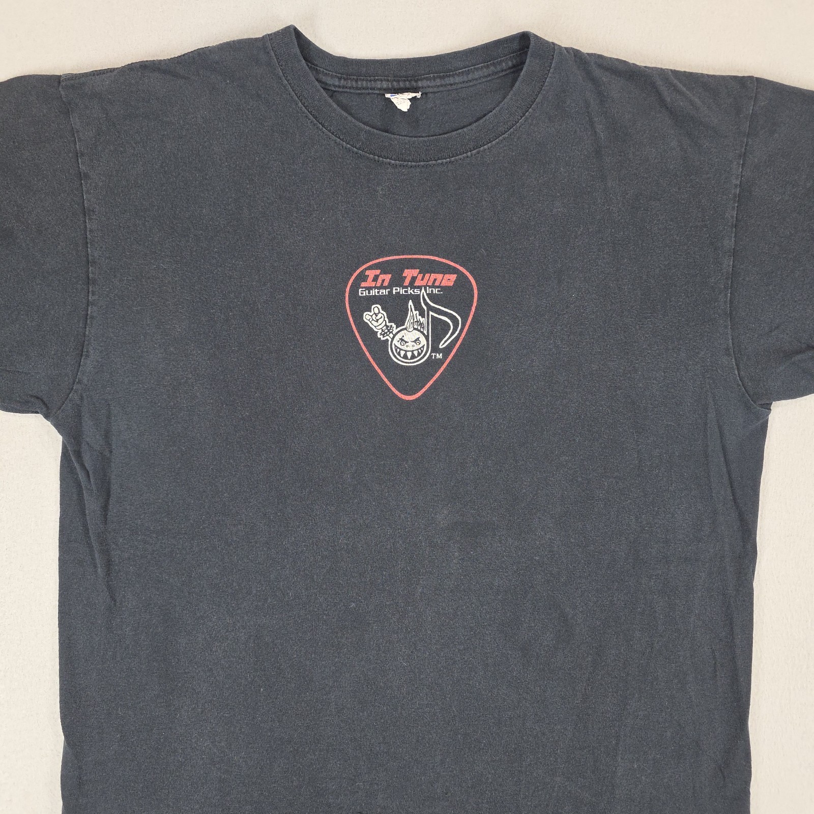 In Tune Guitar Picks Shirt Mens Large Black Center Logo Y2K Punk Rock Faded
