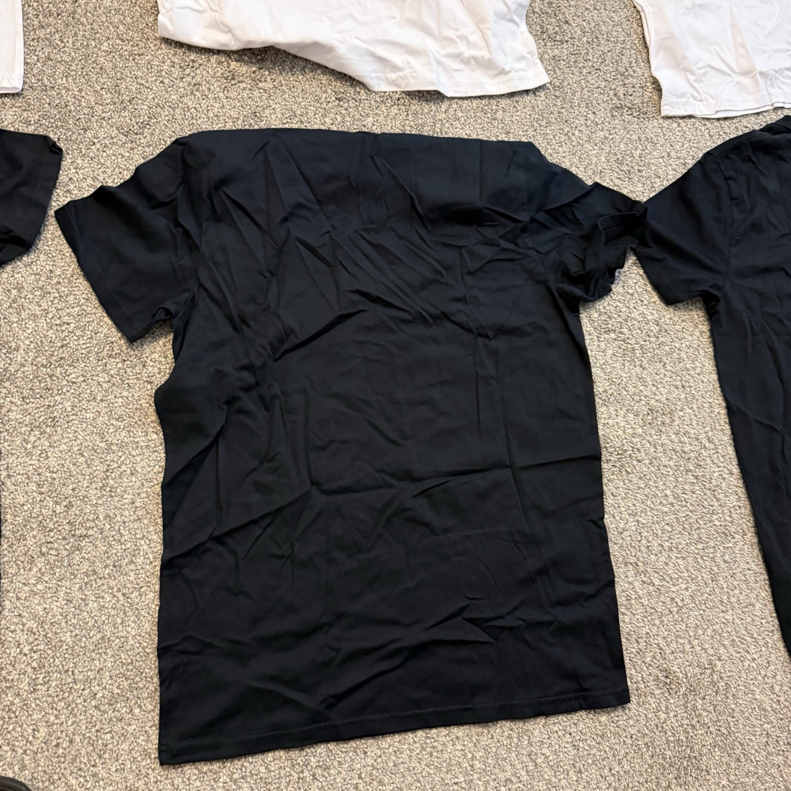 Hollister MUST HAVE Collection Crewneck T Shirts Pack of 6 Mens MEDIUM