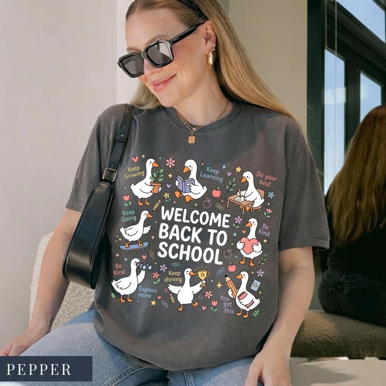Welcome Back To School Shirt Cute Duck Goose Teacher Student Graphic T-Shirt