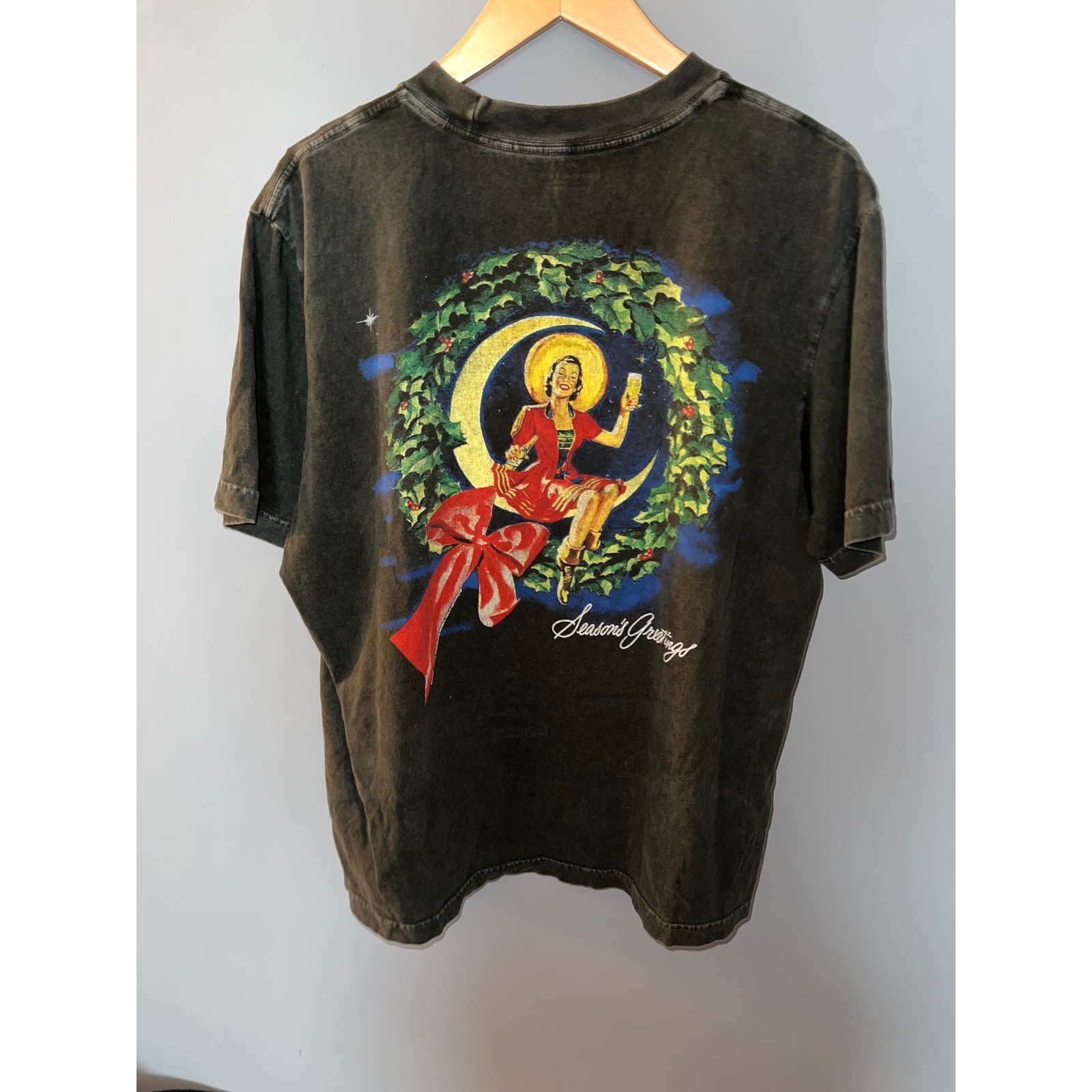 Abercrombie Miller High Life Girl in the Moon Christmas T-Shirt Mens Small Black