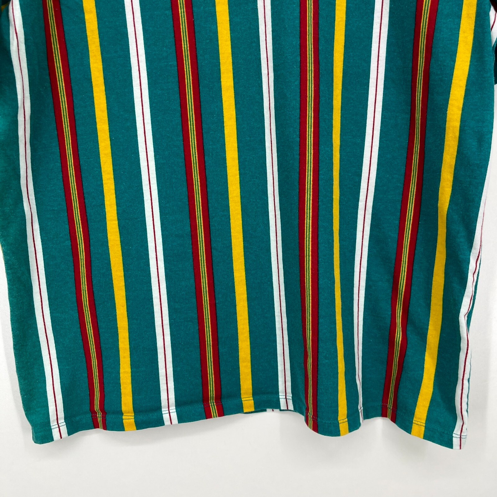 Guess T-Shirt Men&rsquo;s Size S Green Embroidered Logo Striped Crew Neck