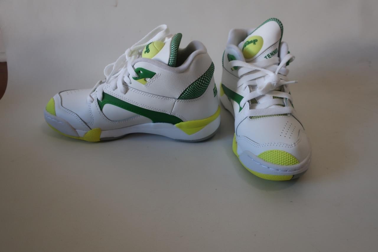 NWOT Boys Reebox Hexalite Tennis White, Green 1000100214 Sneakers 4.5Y