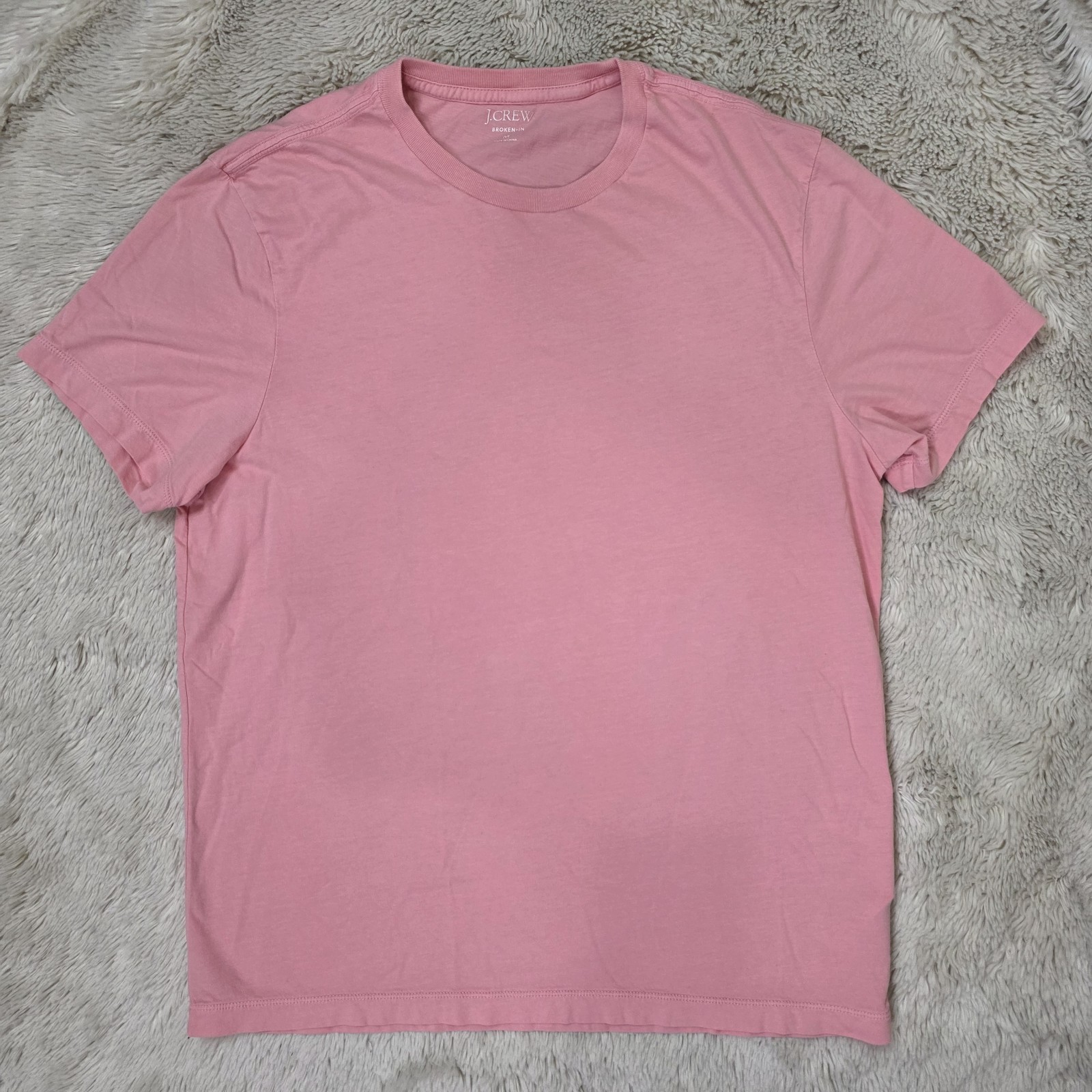 J CREW Men&rsquo;s Broken-in Short Sleeve T-Shirt in Coral Mist Pink size Medium