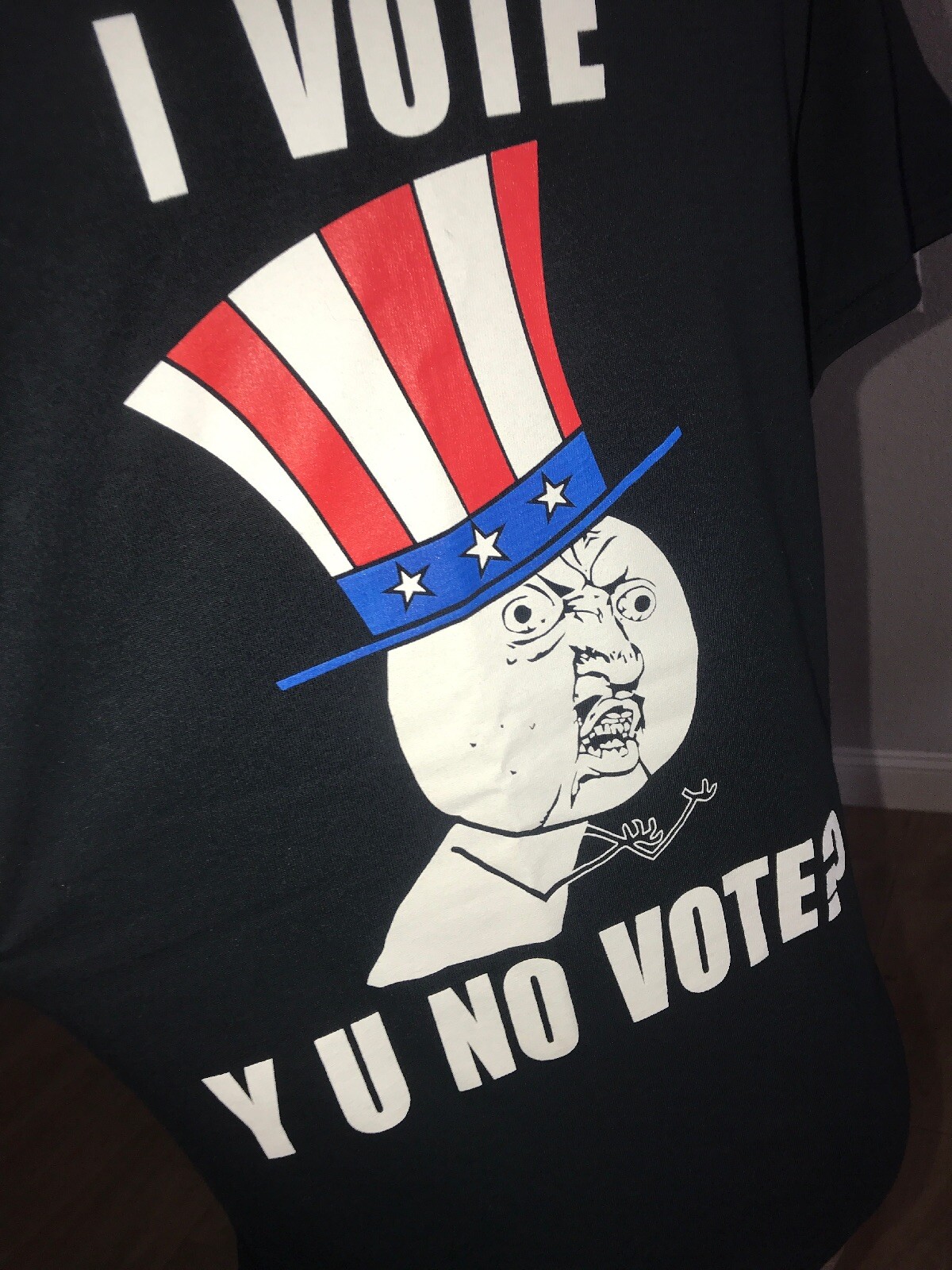 I VOTE Y U NO VOTE FLAG TOP HAT T SHIRT SIZE S Db1
