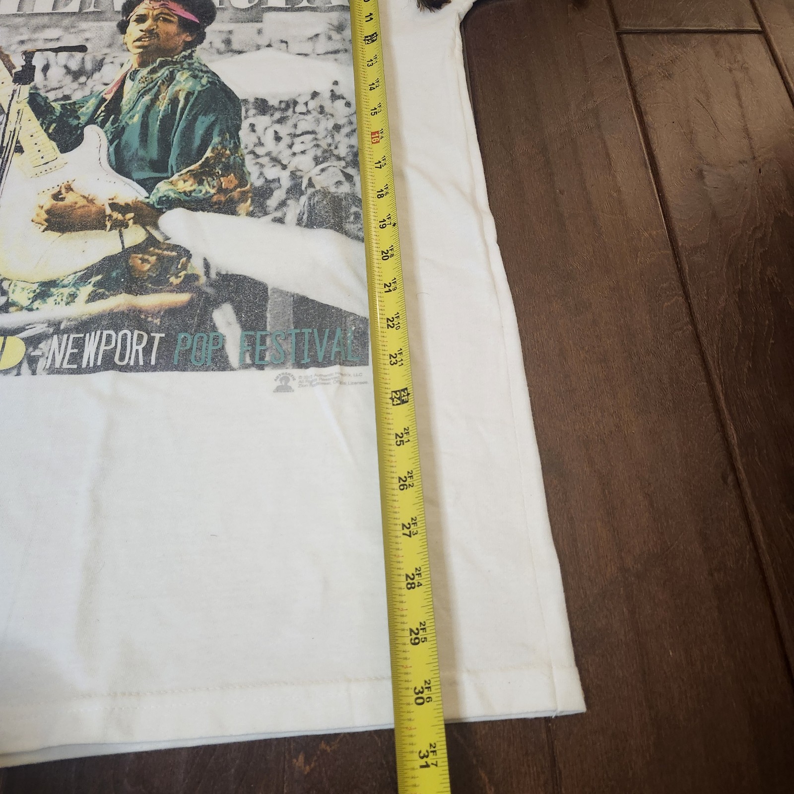 Zion Rootswear Jimi Hendrix 1969 Newport Pop Festival Graphic Tee T-shirt Size L