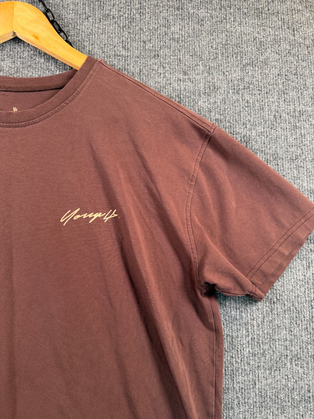 YOUNGLA Mens Graphic T Shirt Crew Neck Short Sleeve Cotton Size Small Brown