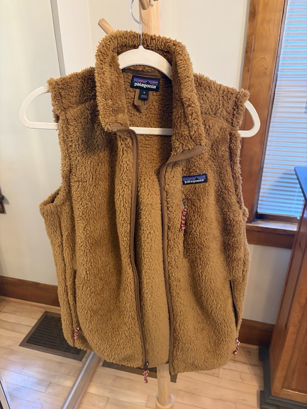 Patagonia Los Gatos Men’s M Brown Full Zip Vest with Pockets, Logo