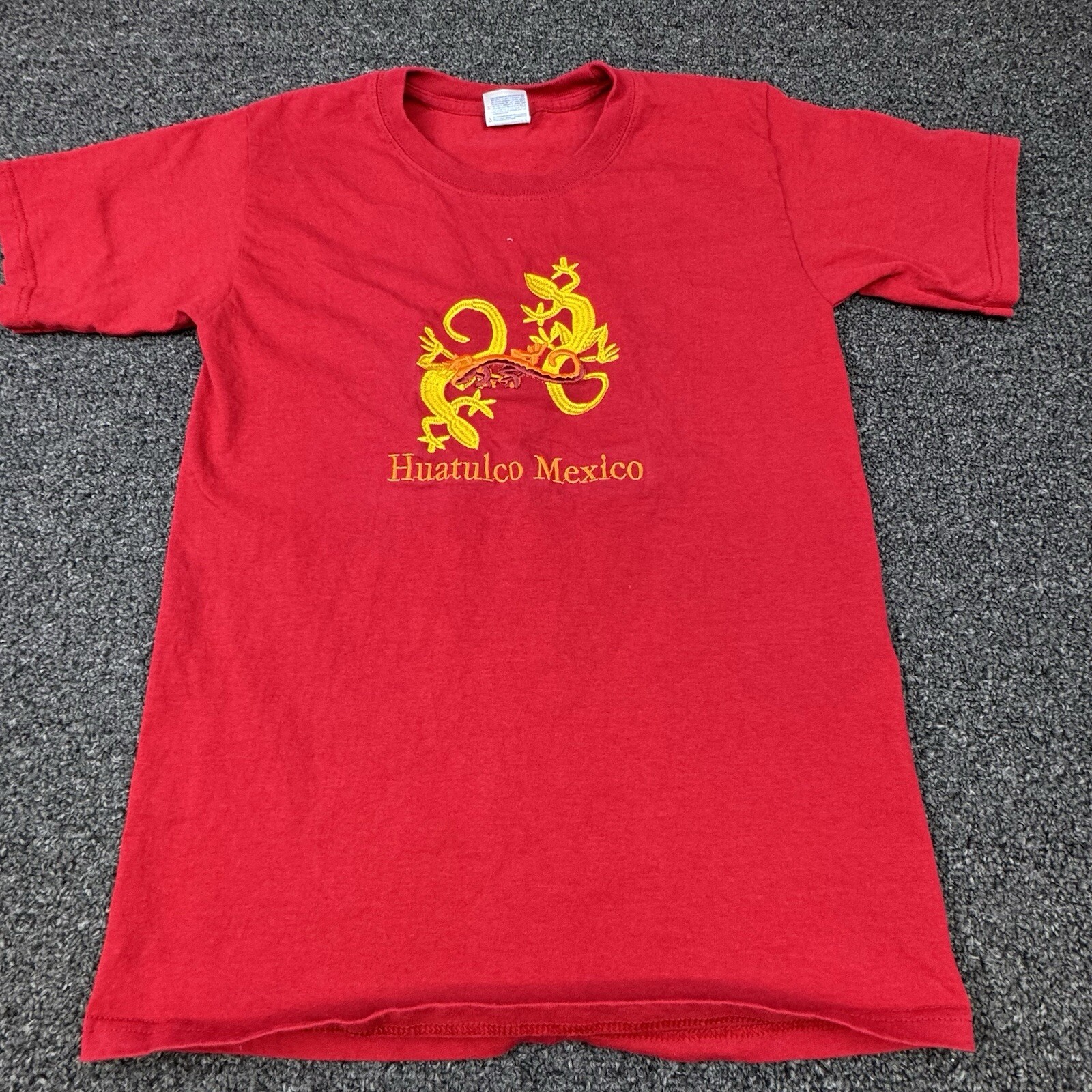Vintage Huatulco Mexico Tshirt Yazbek Aztec Mexican Short Sleeve Mens Small Red