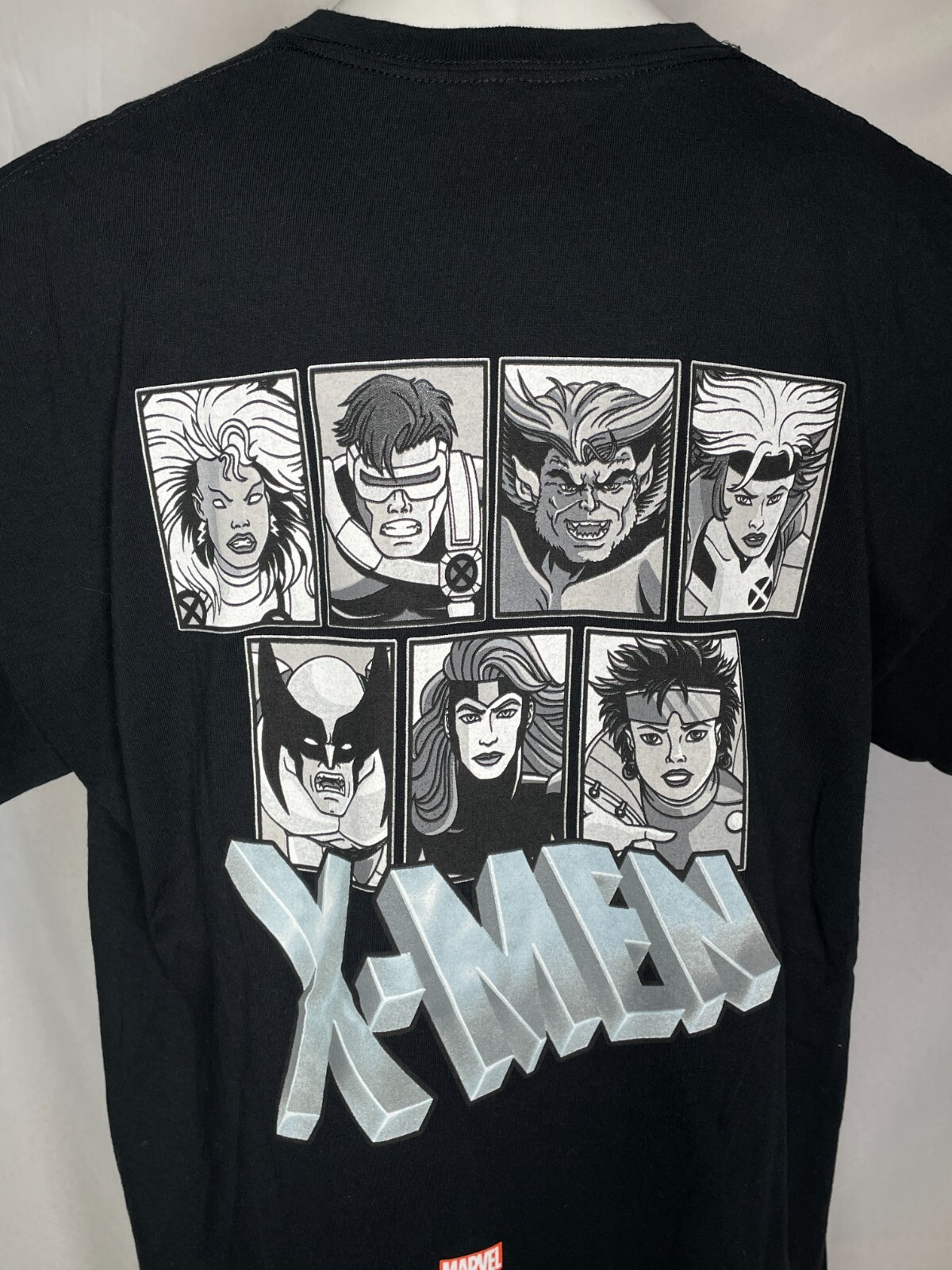 X-Men Cartoon 90&rsquo;s Style Black T-Shirt Wolverine Storm Cyclops Beast Men&rsquo;s XL