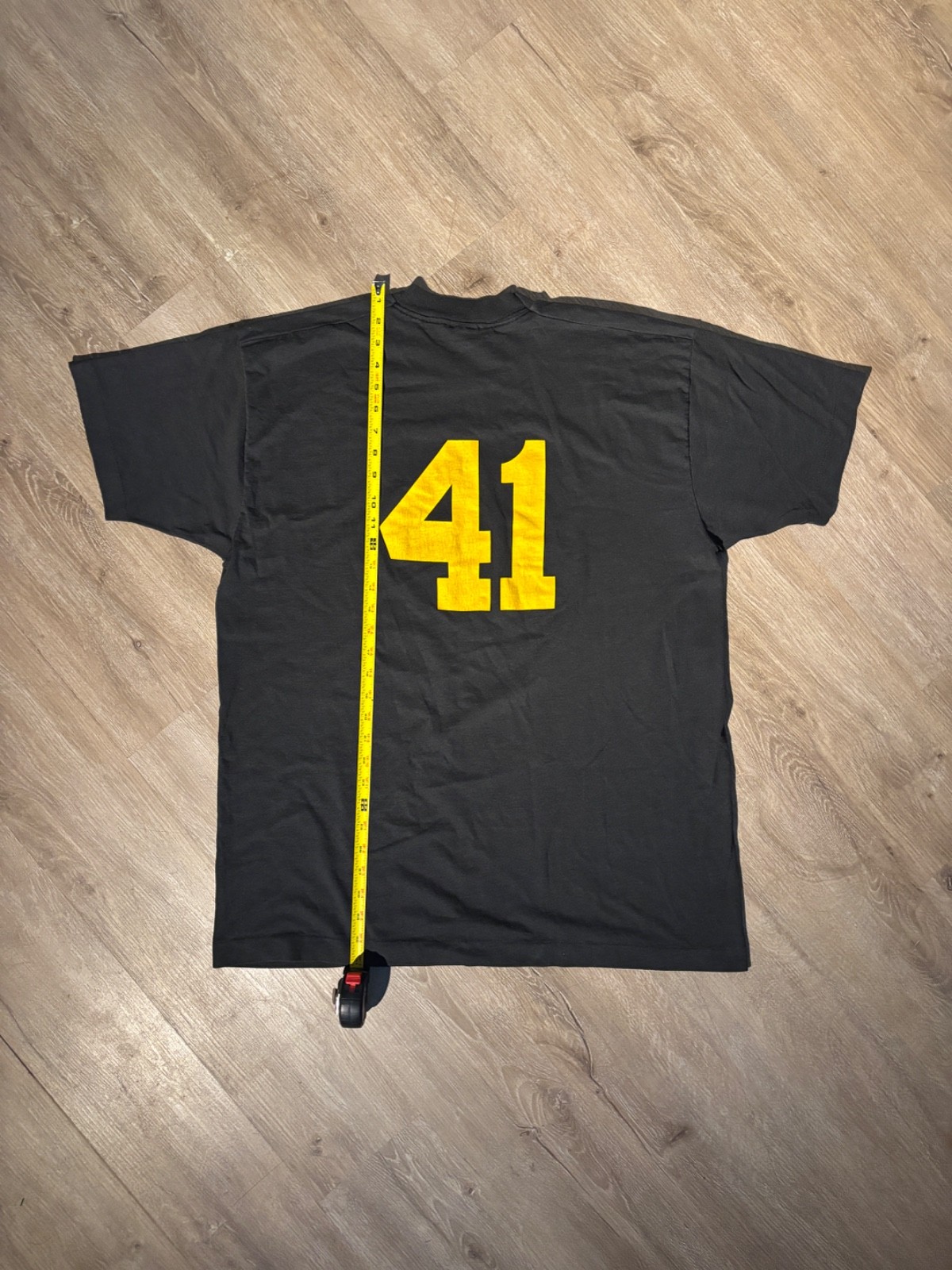 vintage screen stars best ‘hitmen’ number 41 graphic t-shirt faded black size XL